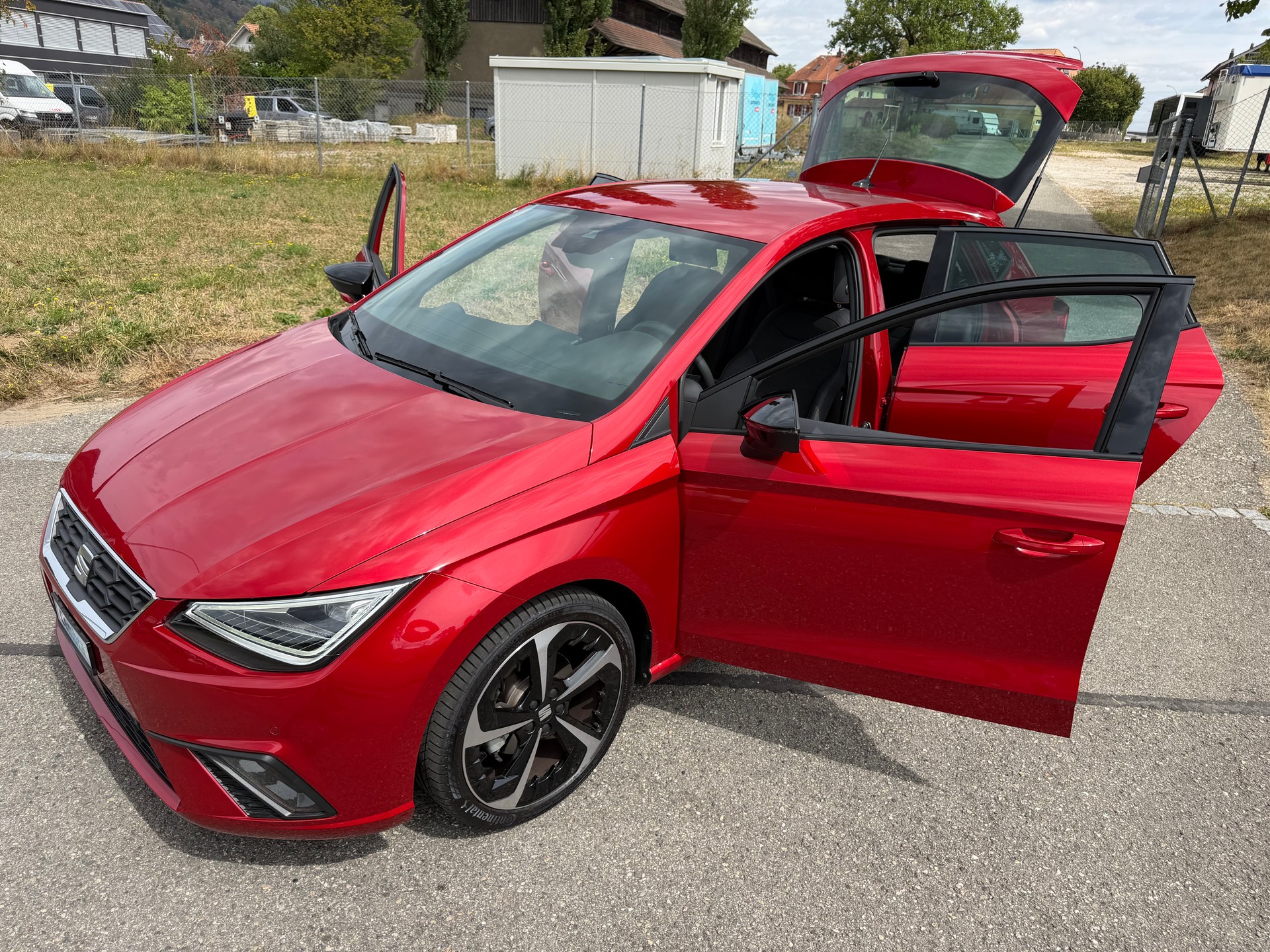 SEAT CH WAGEN !! IBIZA 1.5 "FR SPORT MIT 150 PS" TSI FR DSG-AUTOMAT. KM 5`700 KM. CH WAGEN "AMAG CH" VOLL OPTIONEN.-image-7