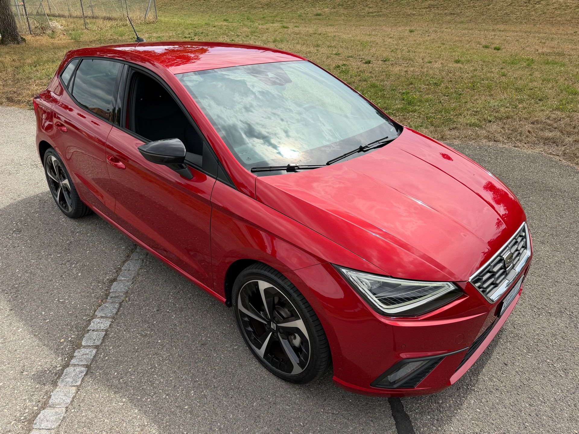 SEAT CH WAGEN !! IBIZA 1.5 "FR SPORT MIT 150 PS" TSI FR DSG-AUTOMAT. KM 5`700 KM. CH WAGEN "AMAG CH" VOLL OPTIONEN.-image-8