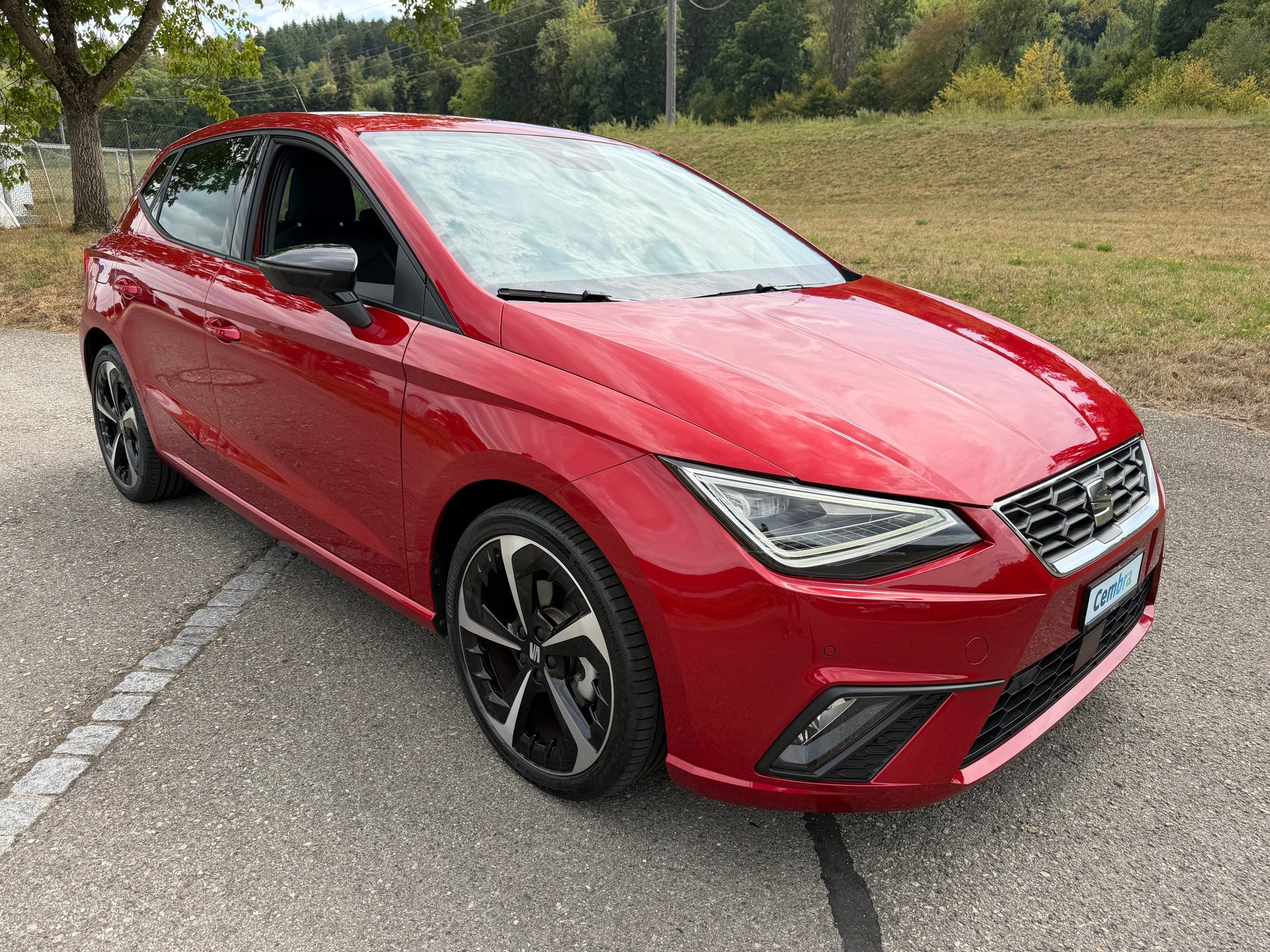 SEAT CH WAGEN !! IBIZA 1.5 "FR SPORT MIT 150 PS" TSI FR DSG-AUTOMAT. KM 5`700 KM. CH WAGEN "AMAG CH" VOLL OPTIONEN.