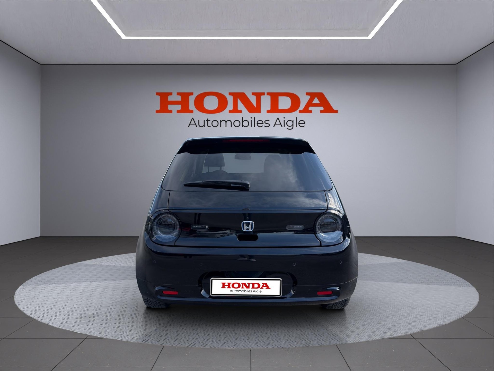 HONDA e electric Advance-showroom-element-3