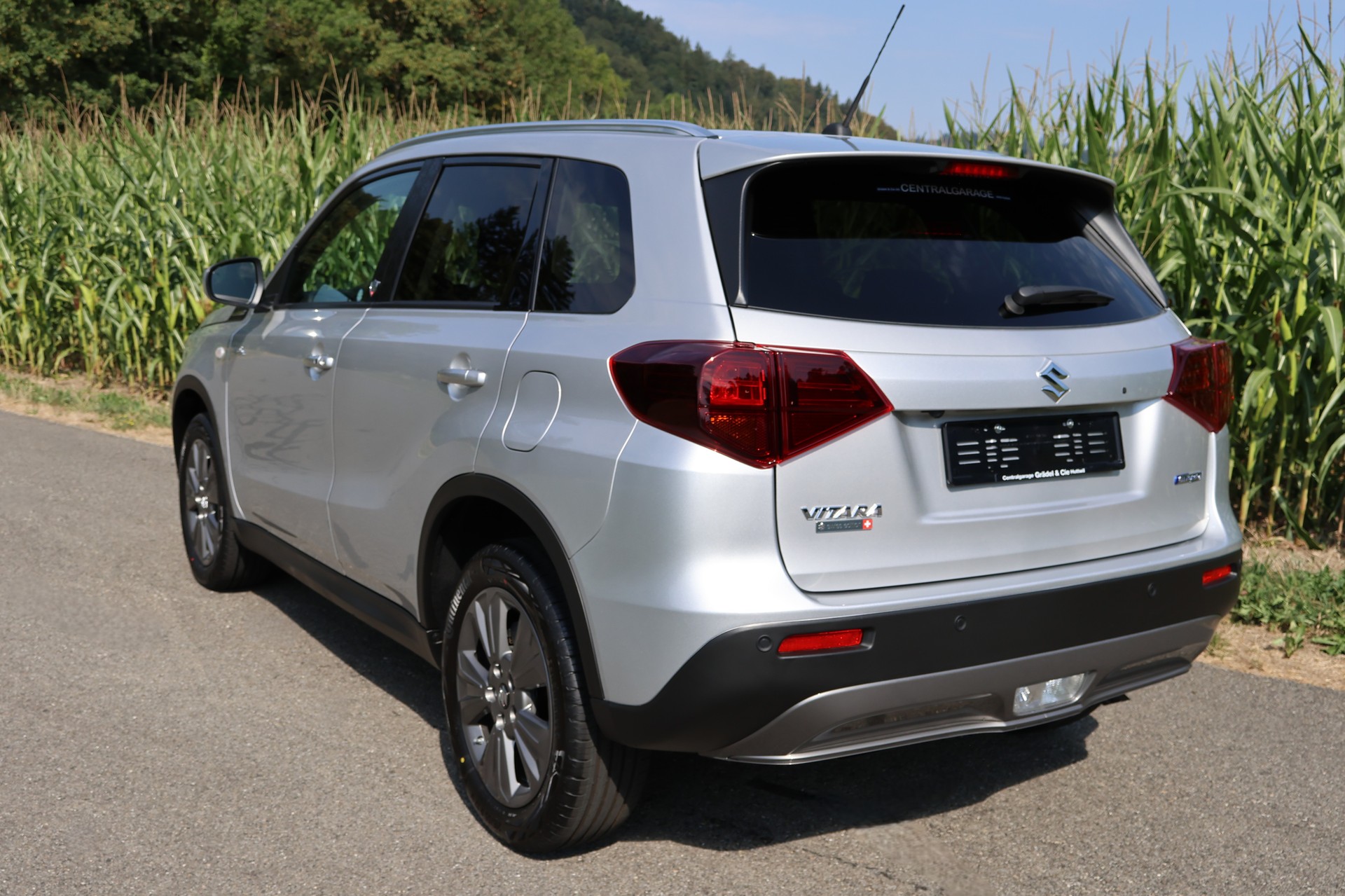 SUZUKI Vitara 1.4T Piz Sulai 4x4 Hybrid Automatic-showroom-element-2