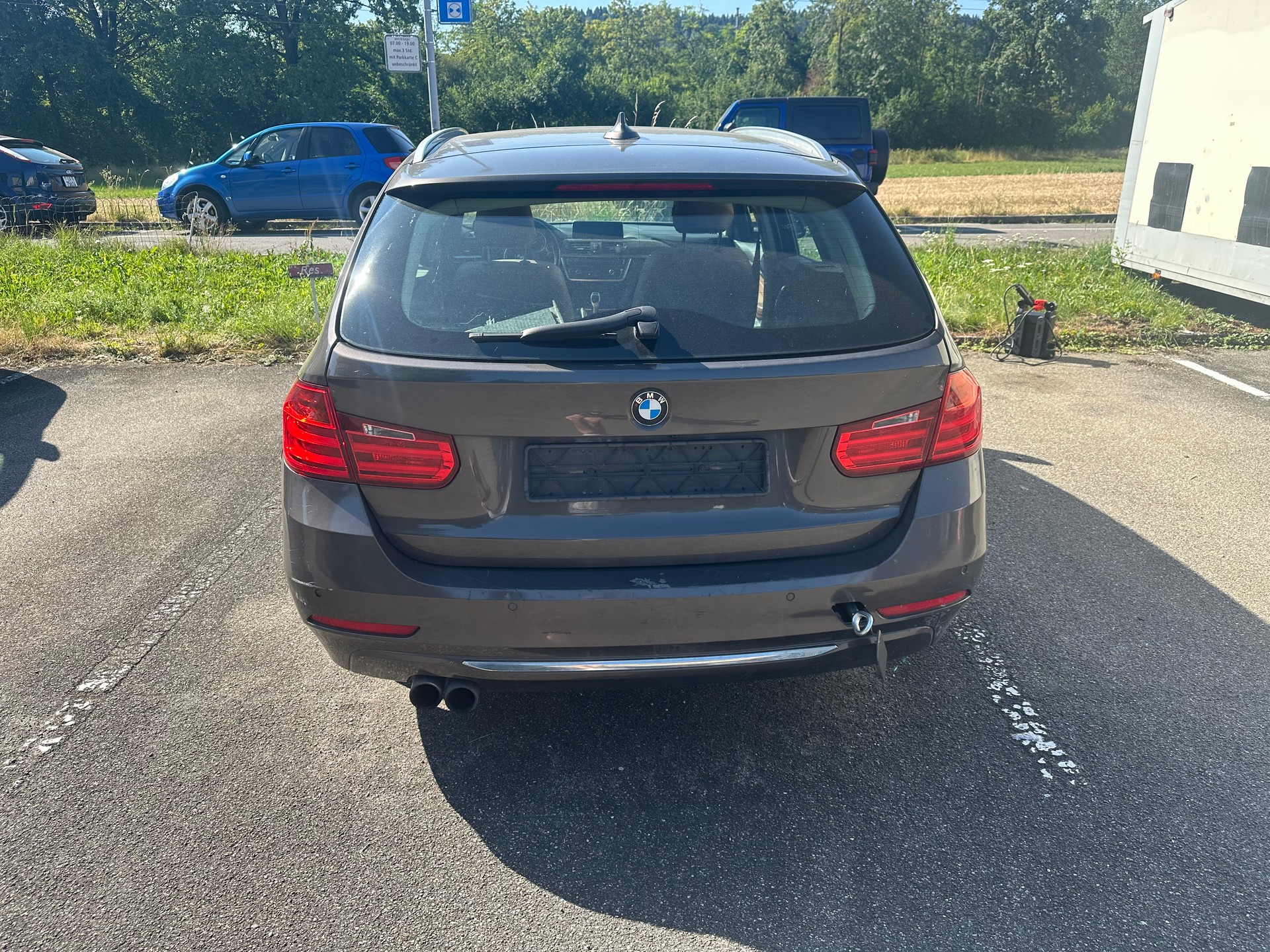 BMW 335d xDrive Touring Steptronic-image-5