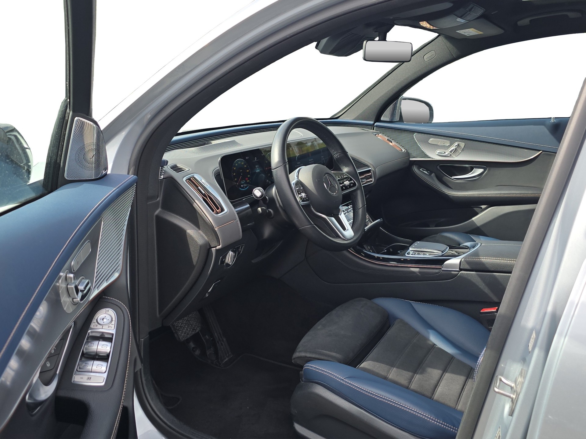 MERCEDES-BENZ EQC 400 4Matic-image-6