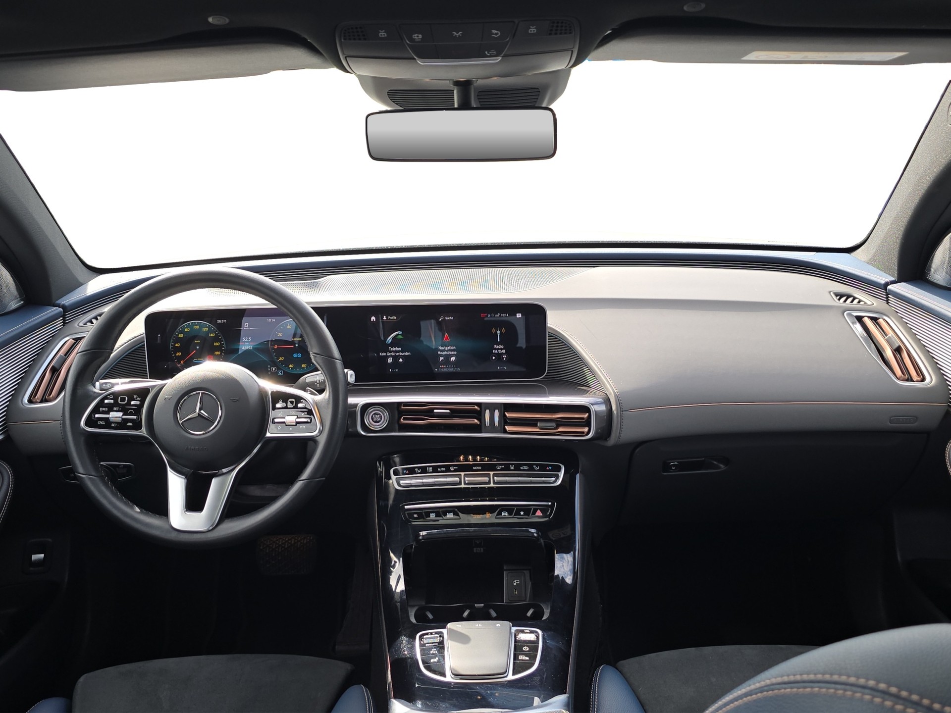 MERCEDES-BENZ EQC 400 4Matic-image-8