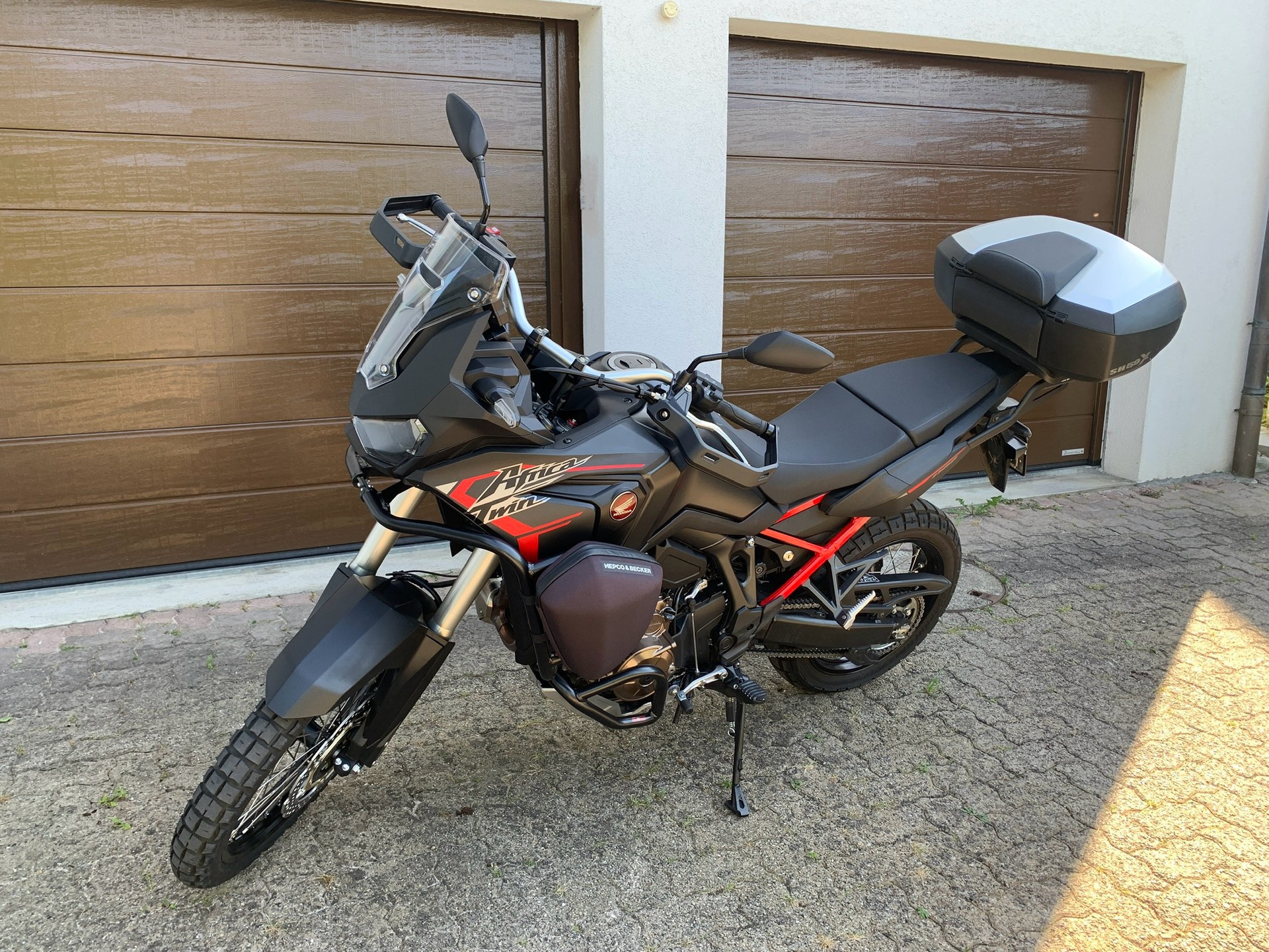 HONDA CRF 1100 Africa Twin-image-0