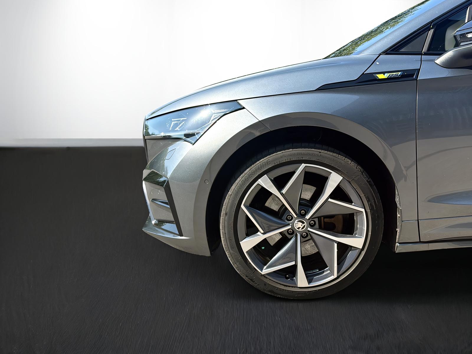 SKODA Enyaq Coupé iV RS 4x4-showroom-element-3
