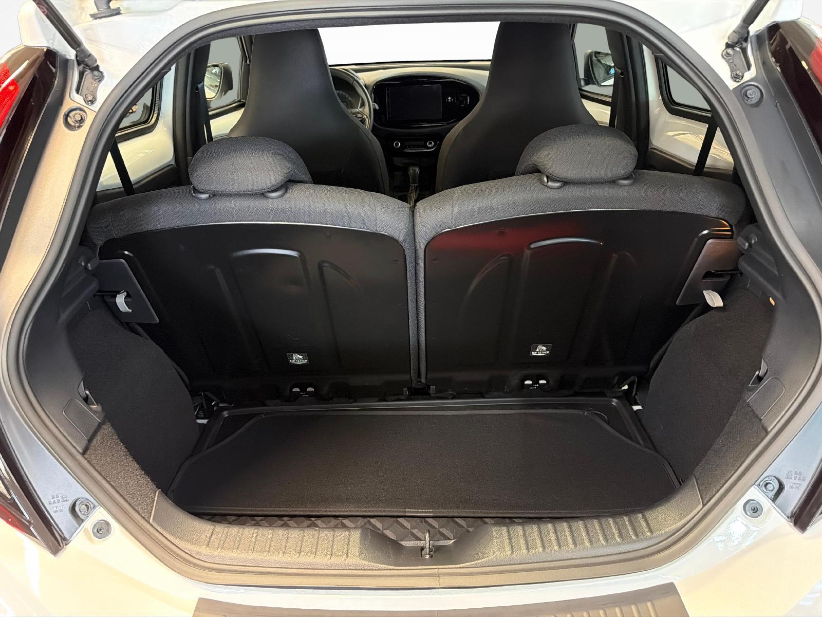 TOYOTA Aygo X 1.0 VVT-i Comfort-image-11