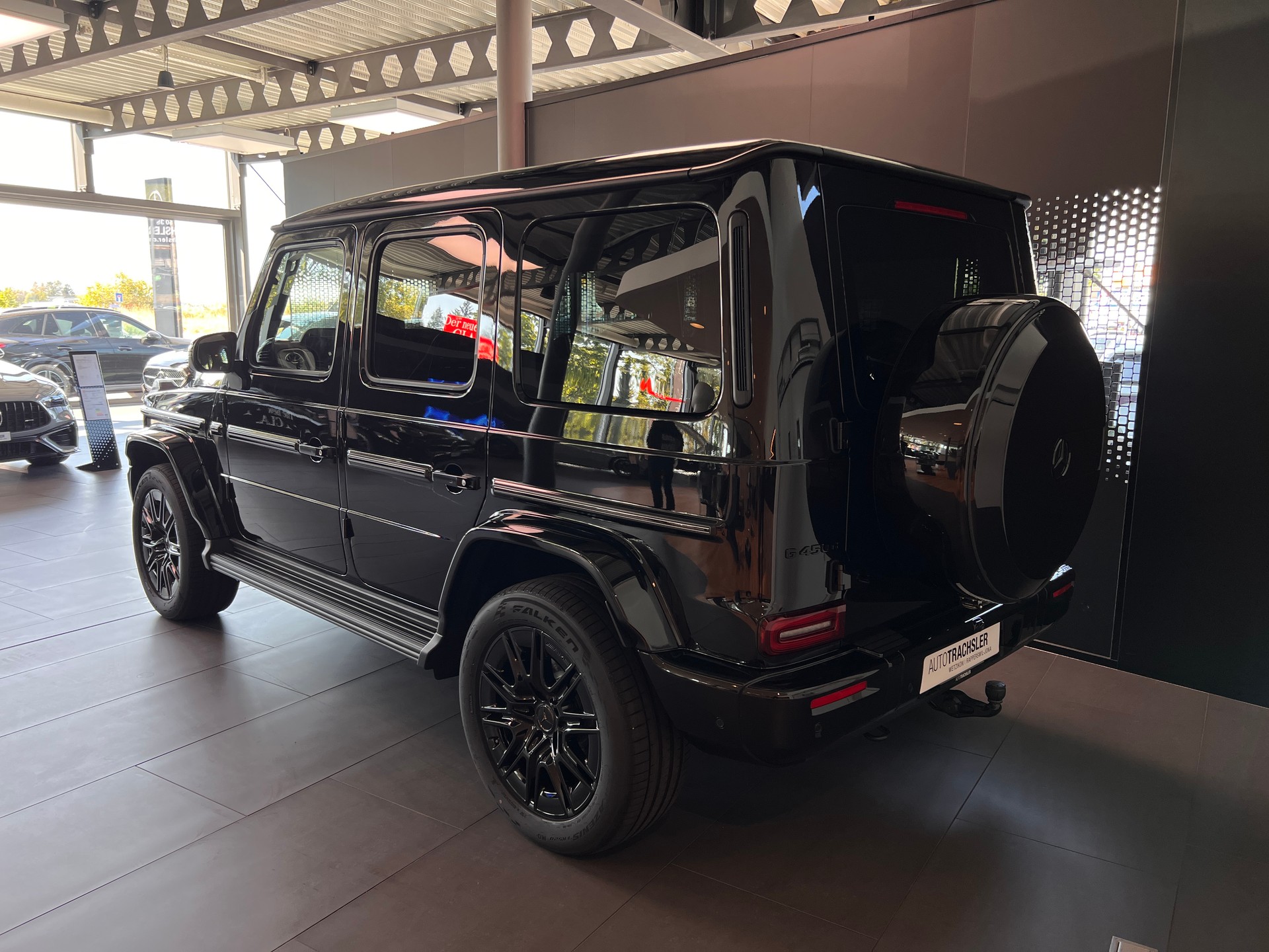 MERCEDES-BENZ G 450d 9G-Tronic-image-3