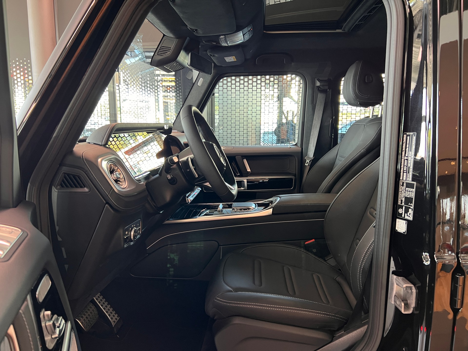 MERCEDES-BENZ G 450d 9G-Tronic-image-9