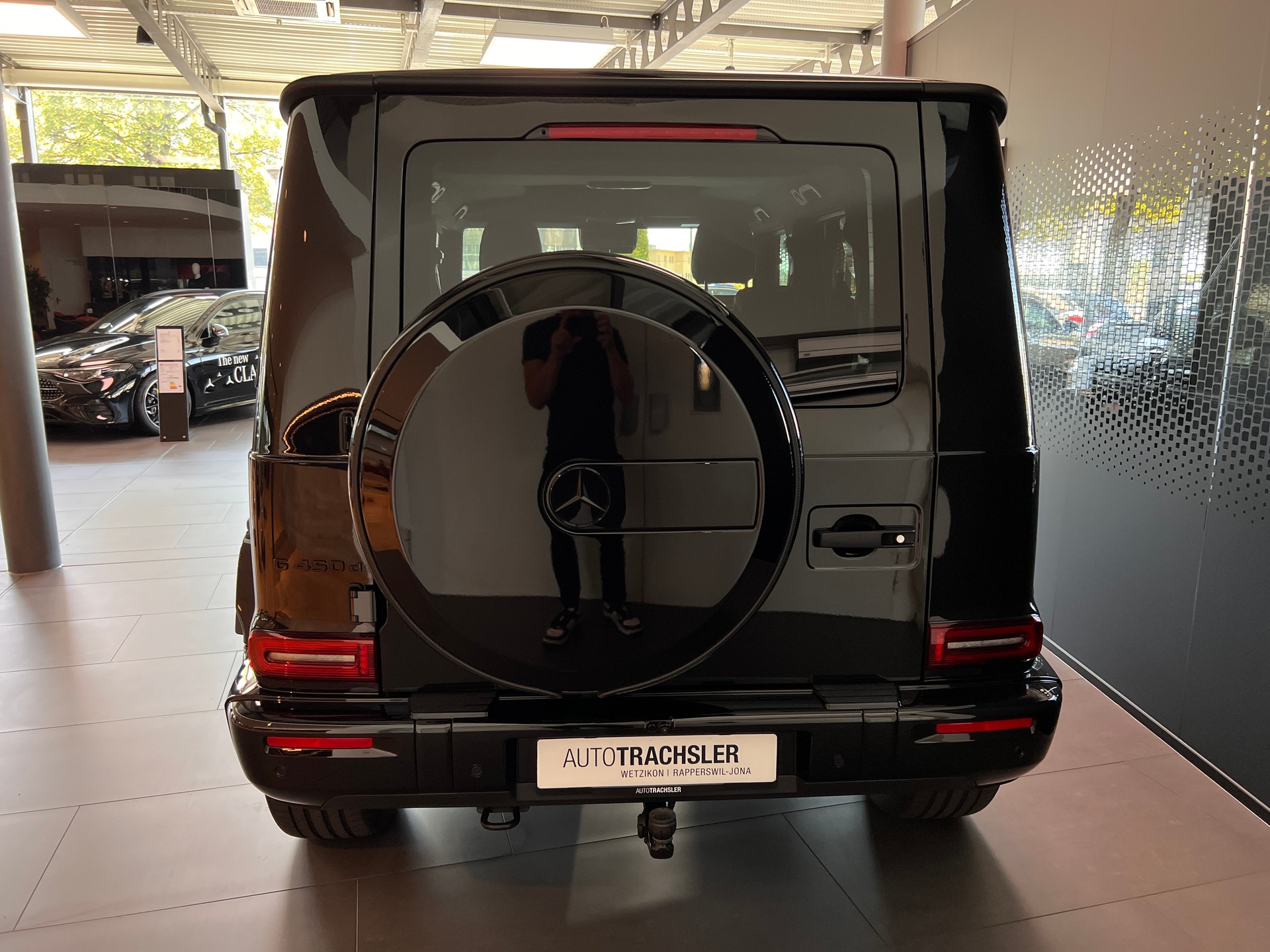 MERCEDES-BENZ G 450d 9G-Tronic-image-4