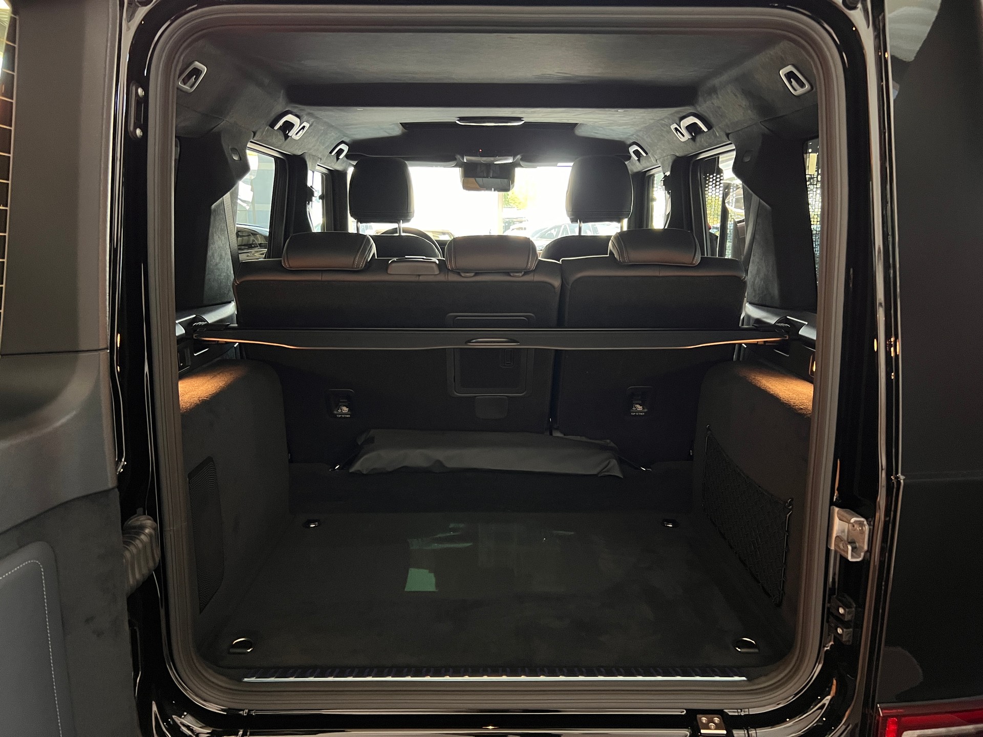 MERCEDES-BENZ G 450d 9G-Tronic-image-7