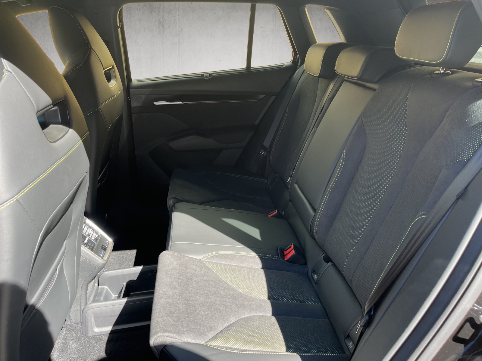 SKODA Elroq RS 4x4-image-7