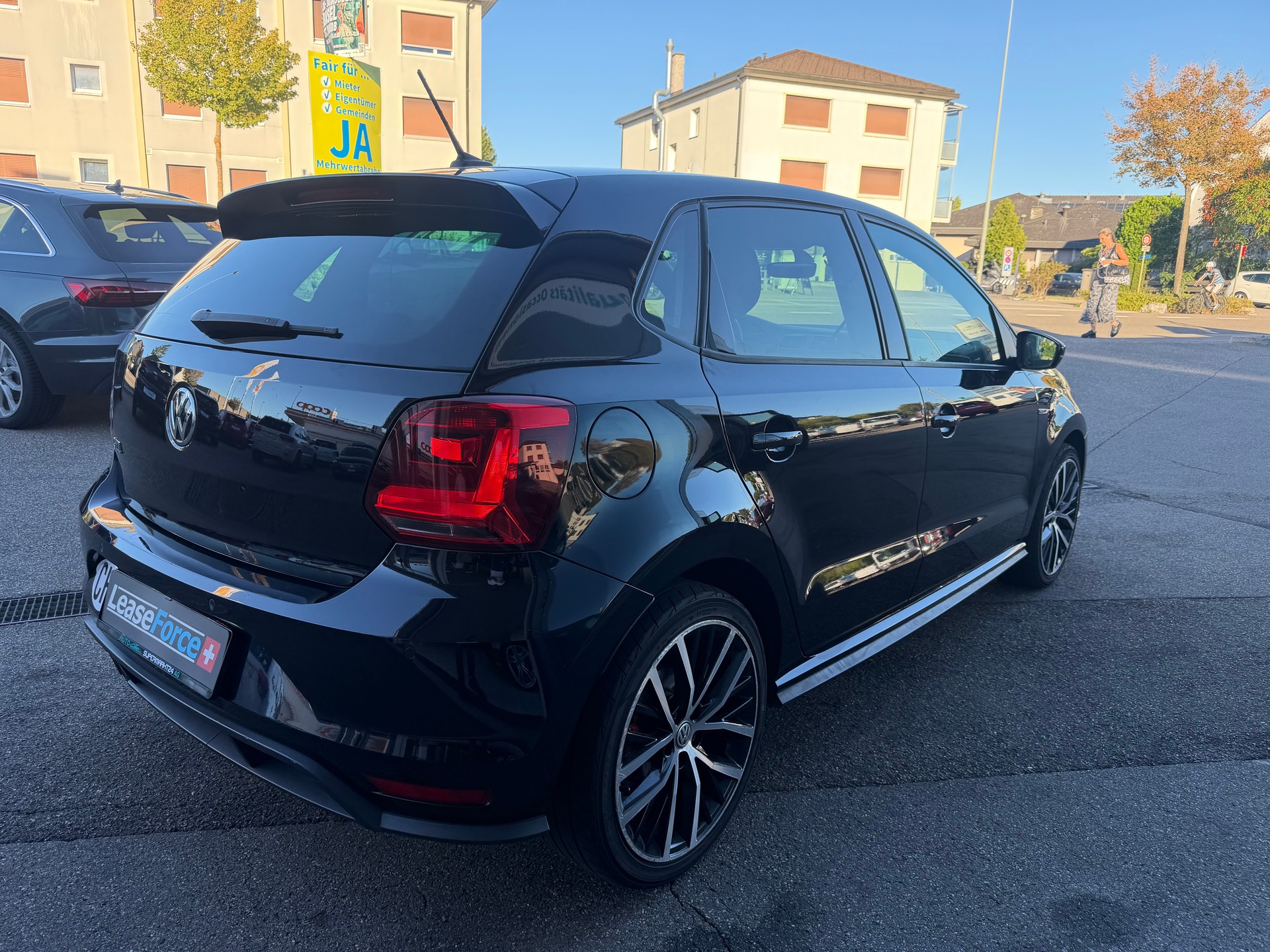 VW Polo 1.8 TSI GTI-image-4