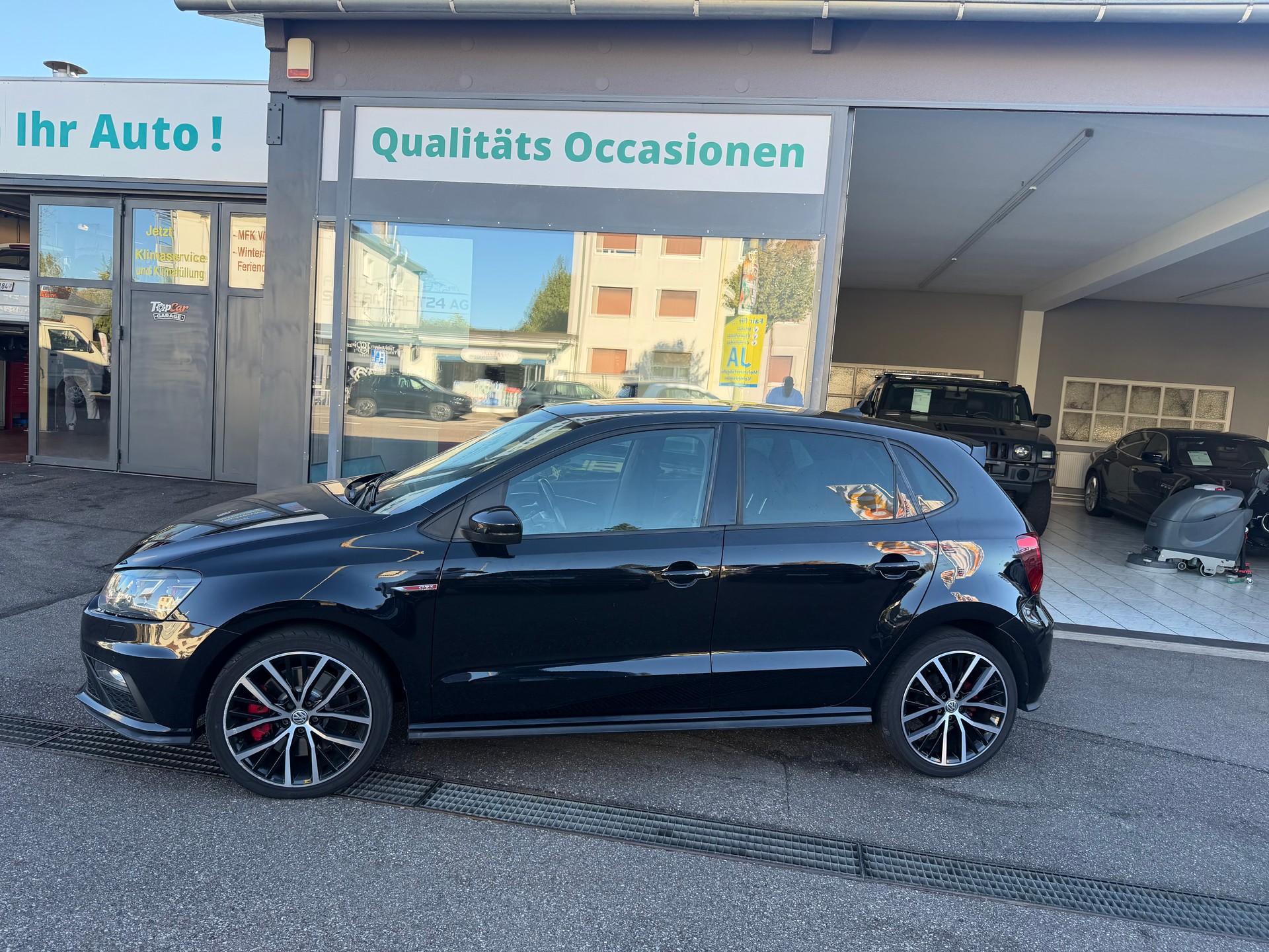 VW Polo 1.8 TSI GTI-showroom-element-1