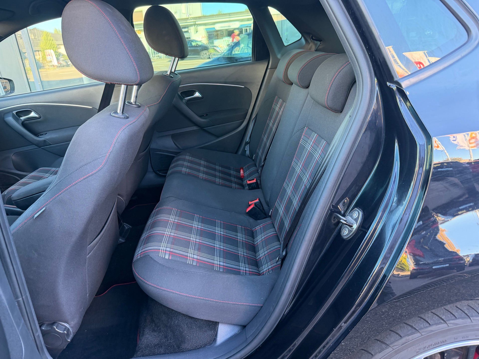 VW Polo 1.8 TSI GTI-image-9