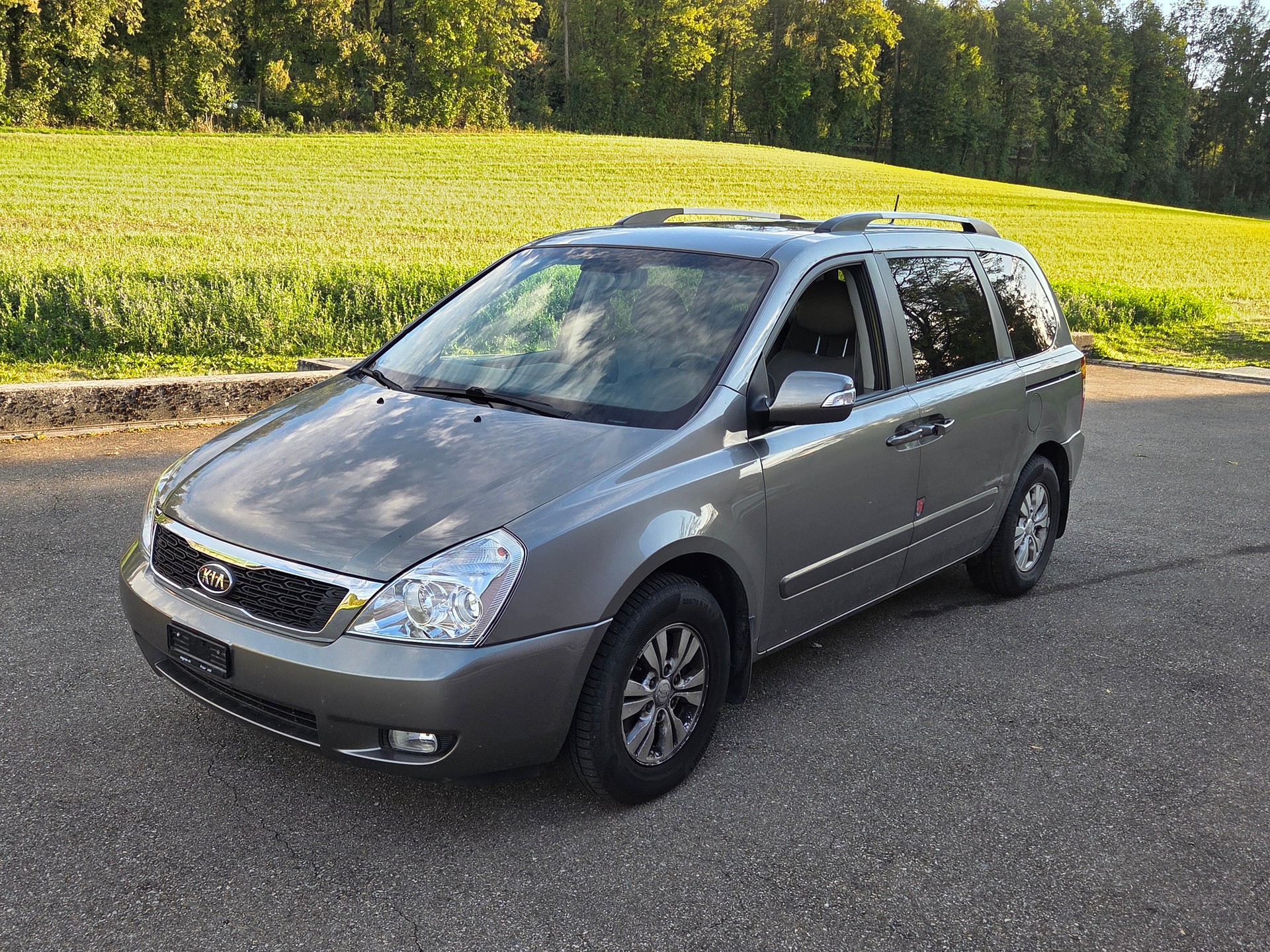 KIA Carnival 2.2 CRDi Trend Automatic