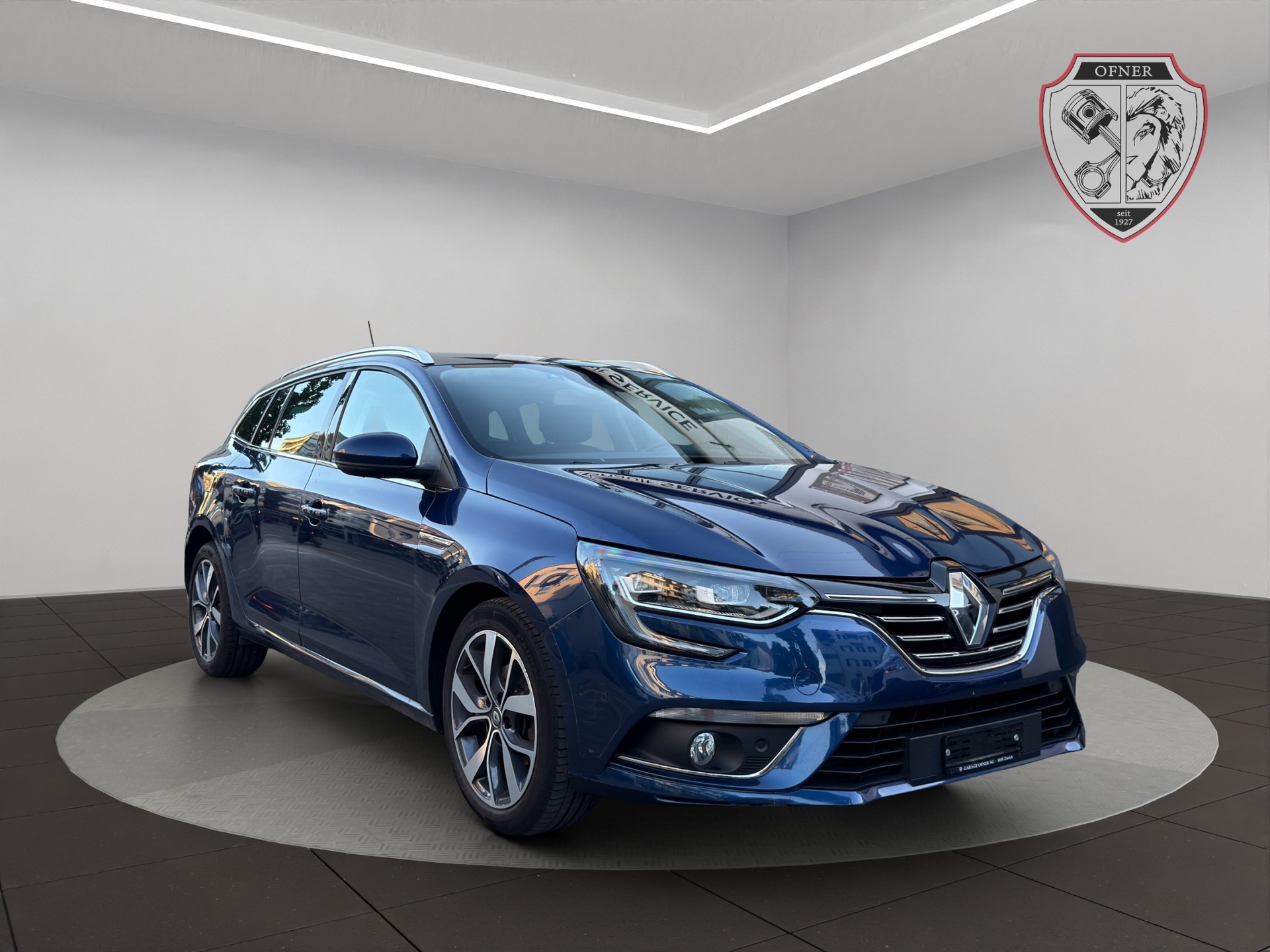RENAULT Mégane Grandtour 1.2 16V Turbo Bose EDC