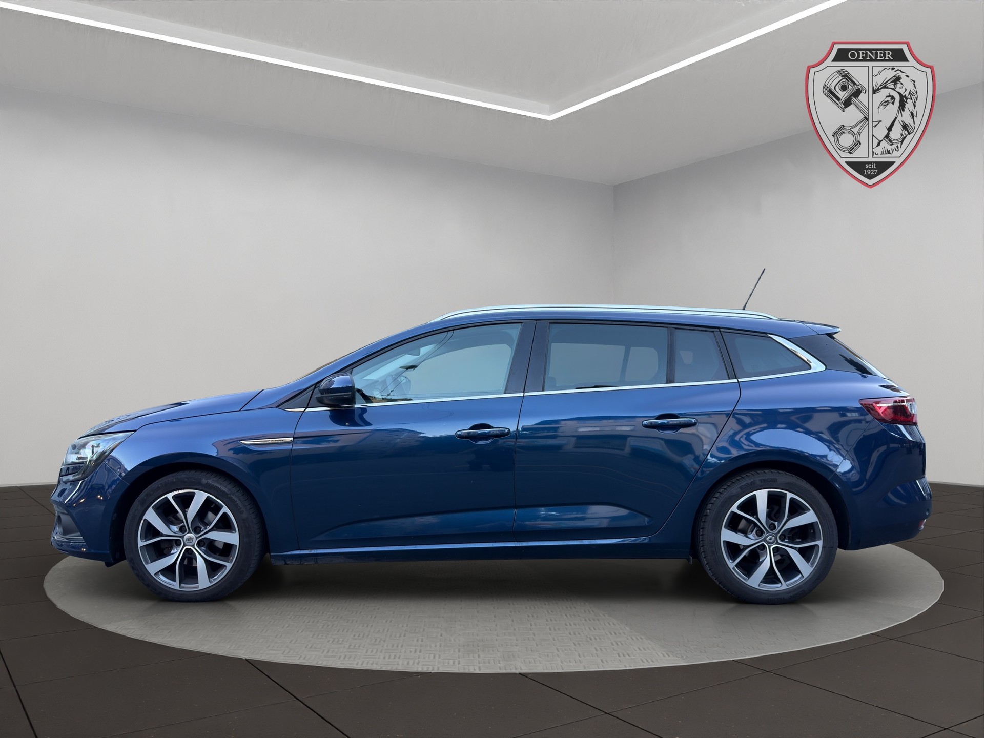 RENAULT Mégane Grandtour 1.2 16V Turbo Bose EDC-showroom-element-3
