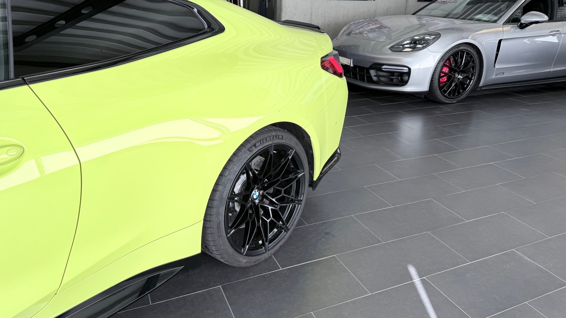 BMW M4 Competition xDrive Coupé-image-7