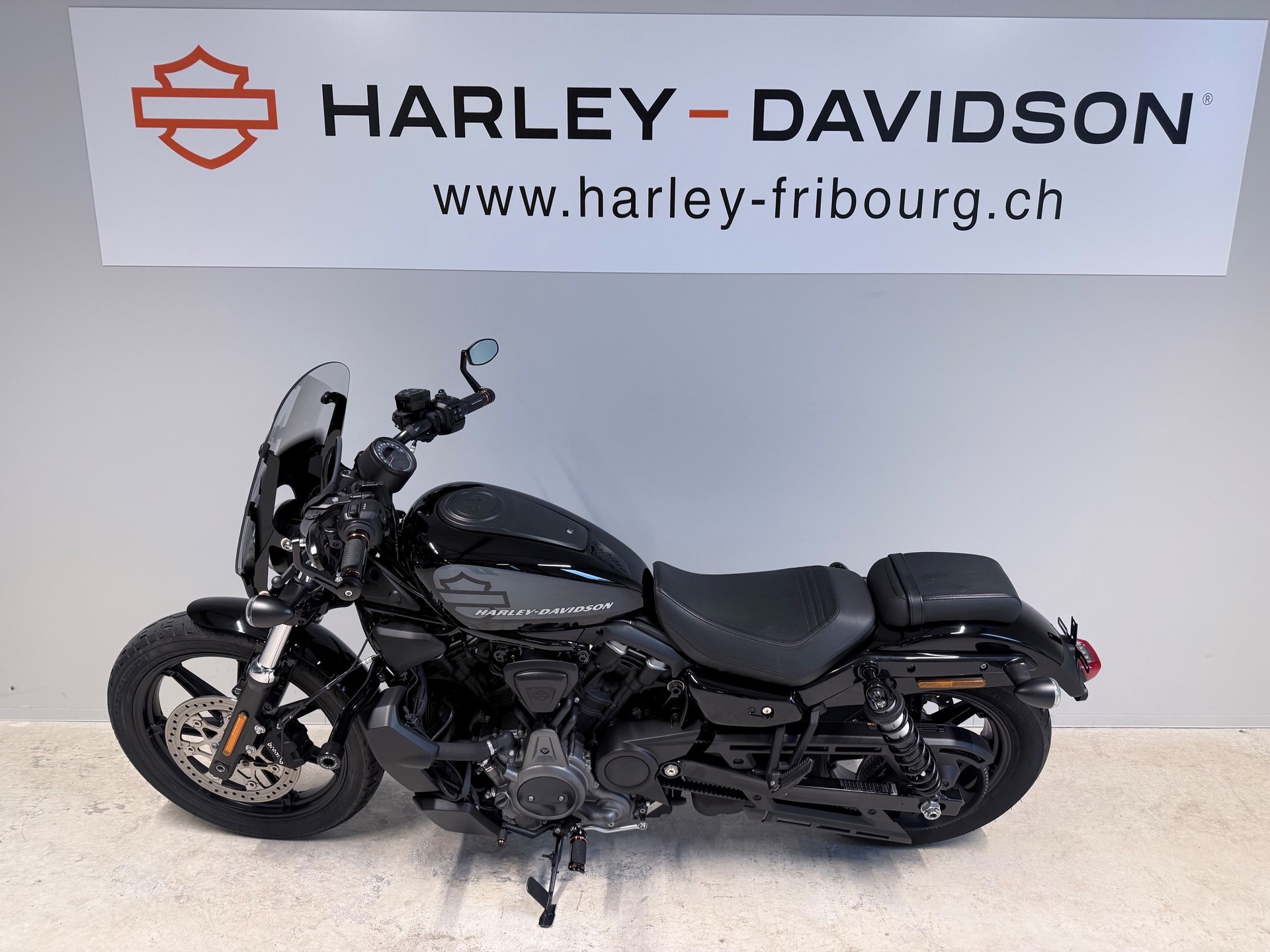 HARLEY-DAVIDSON RH 975 Nightster-image-1