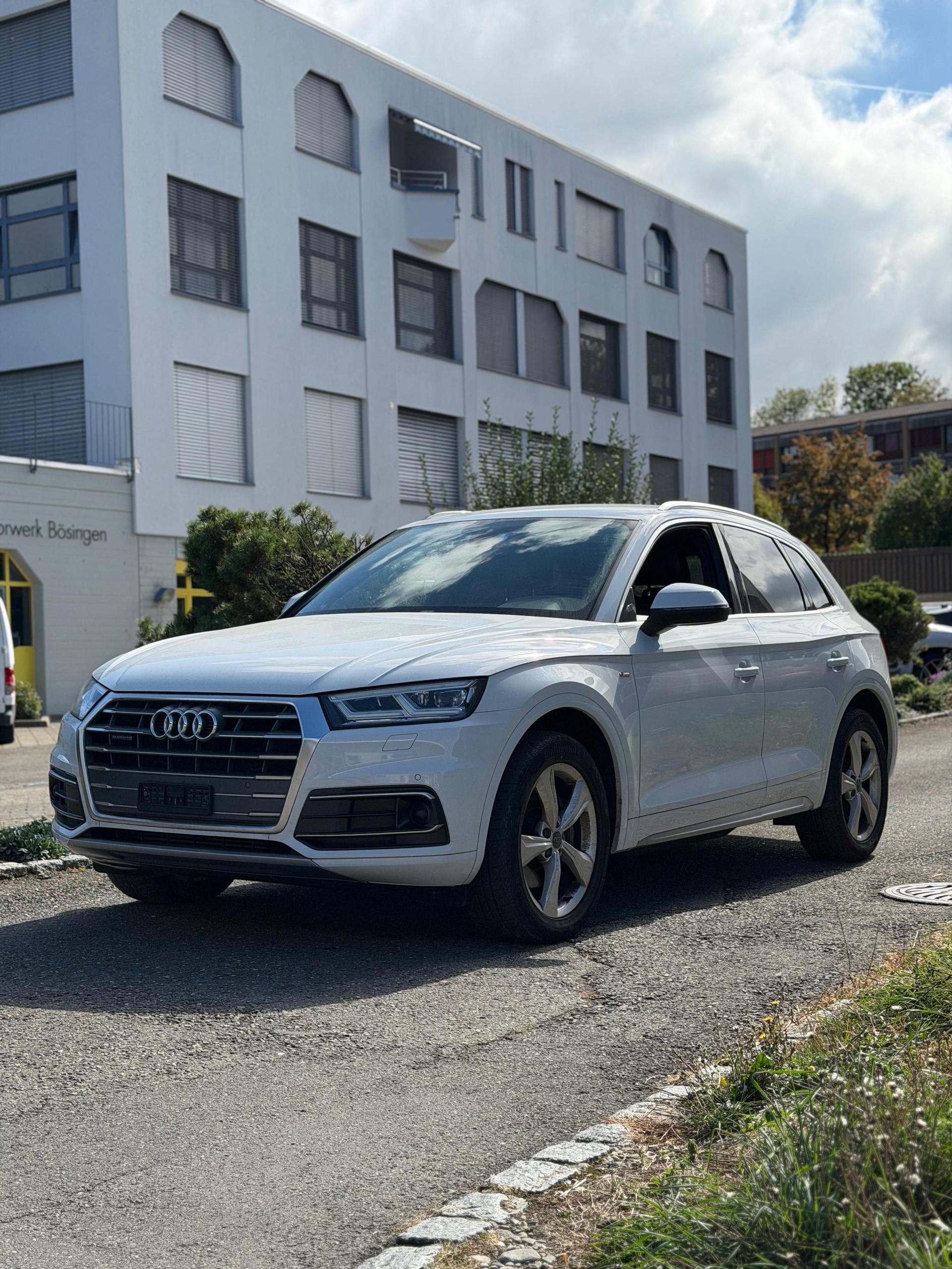 AUDI Q5 2.0 TFSI sport quattro S-tronic