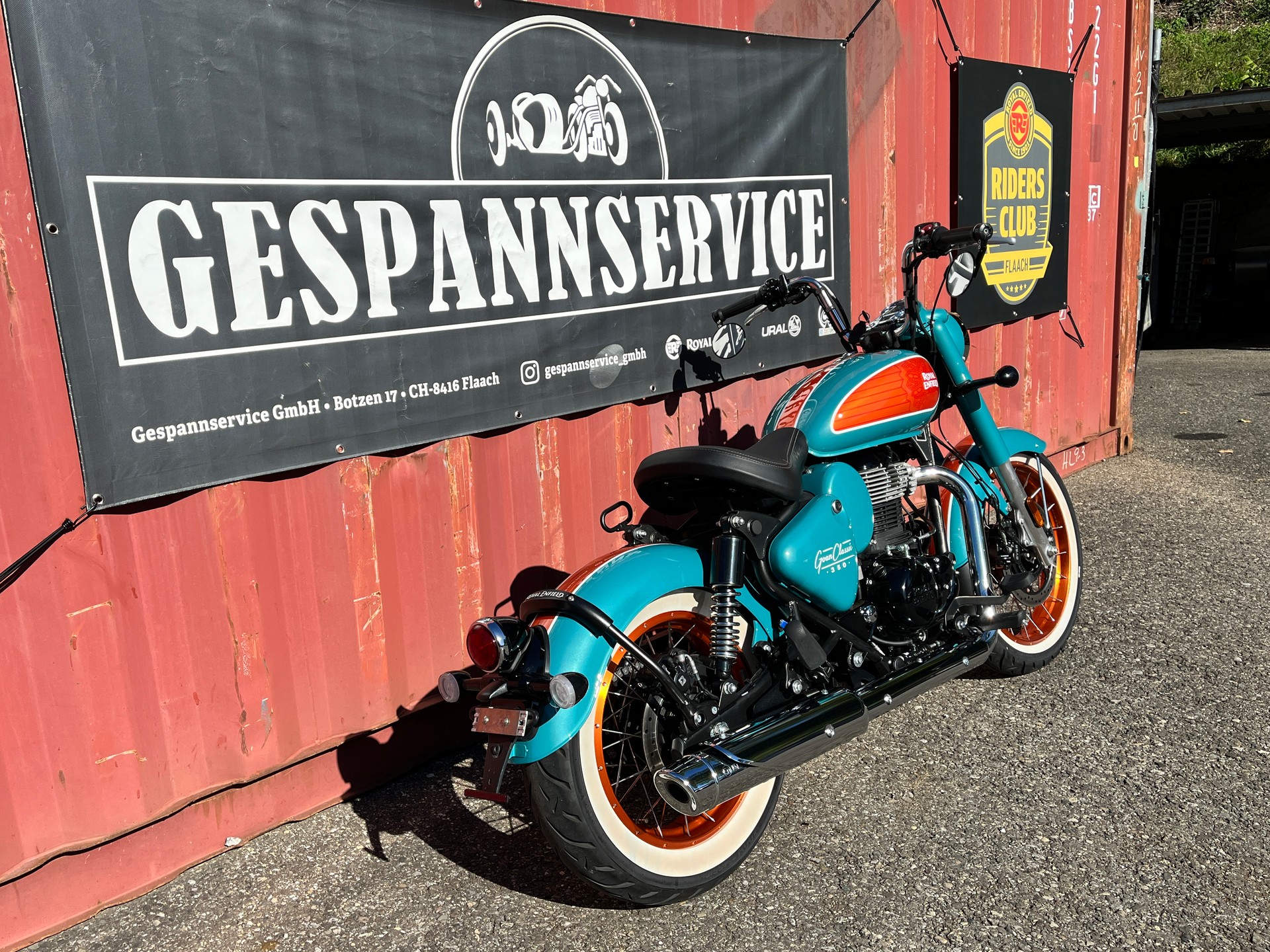 ROYAL ENFIELD Classic 350 Goan Limited-image-5