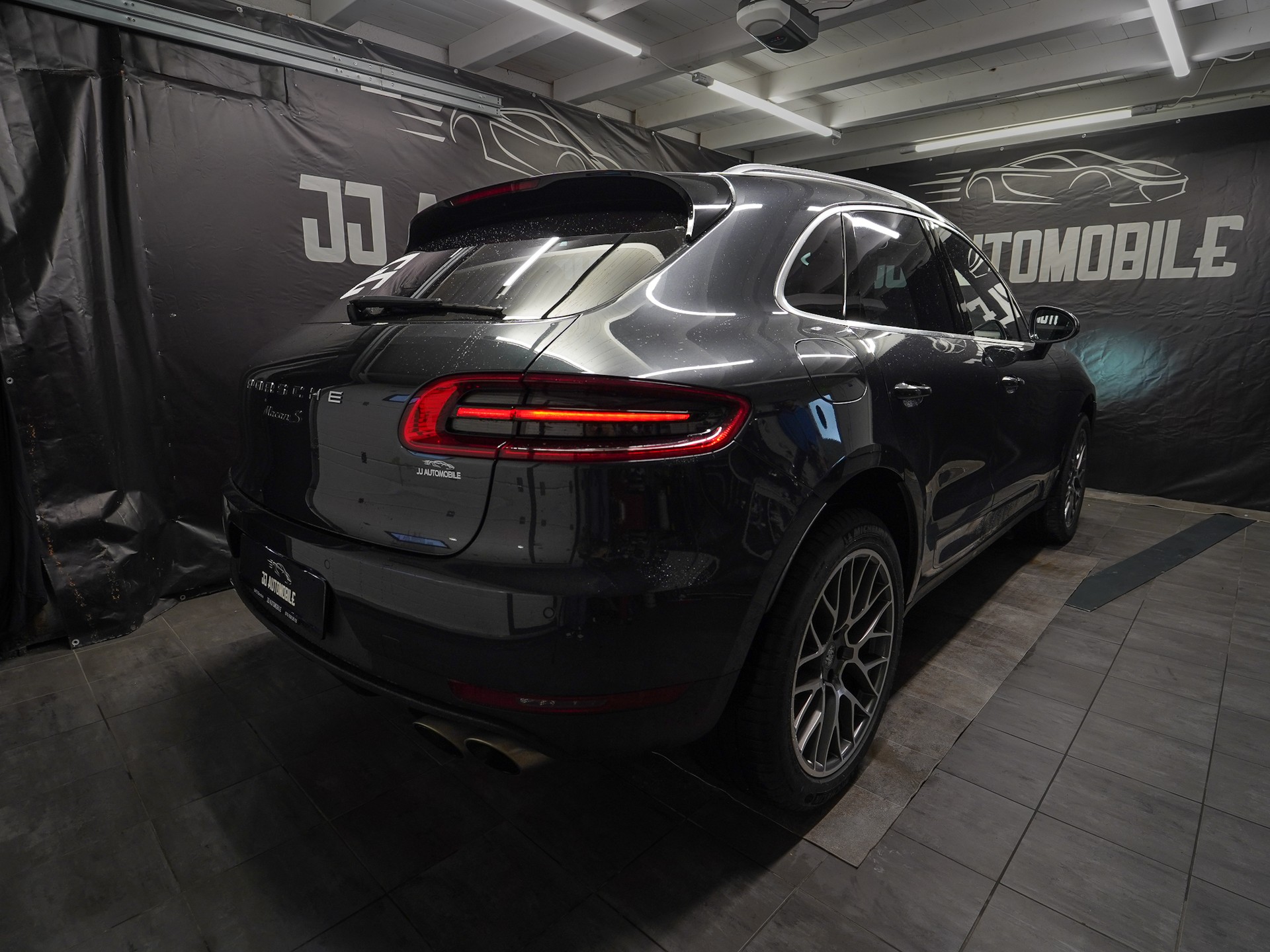 PORSCHE Macan S PDK-image-10