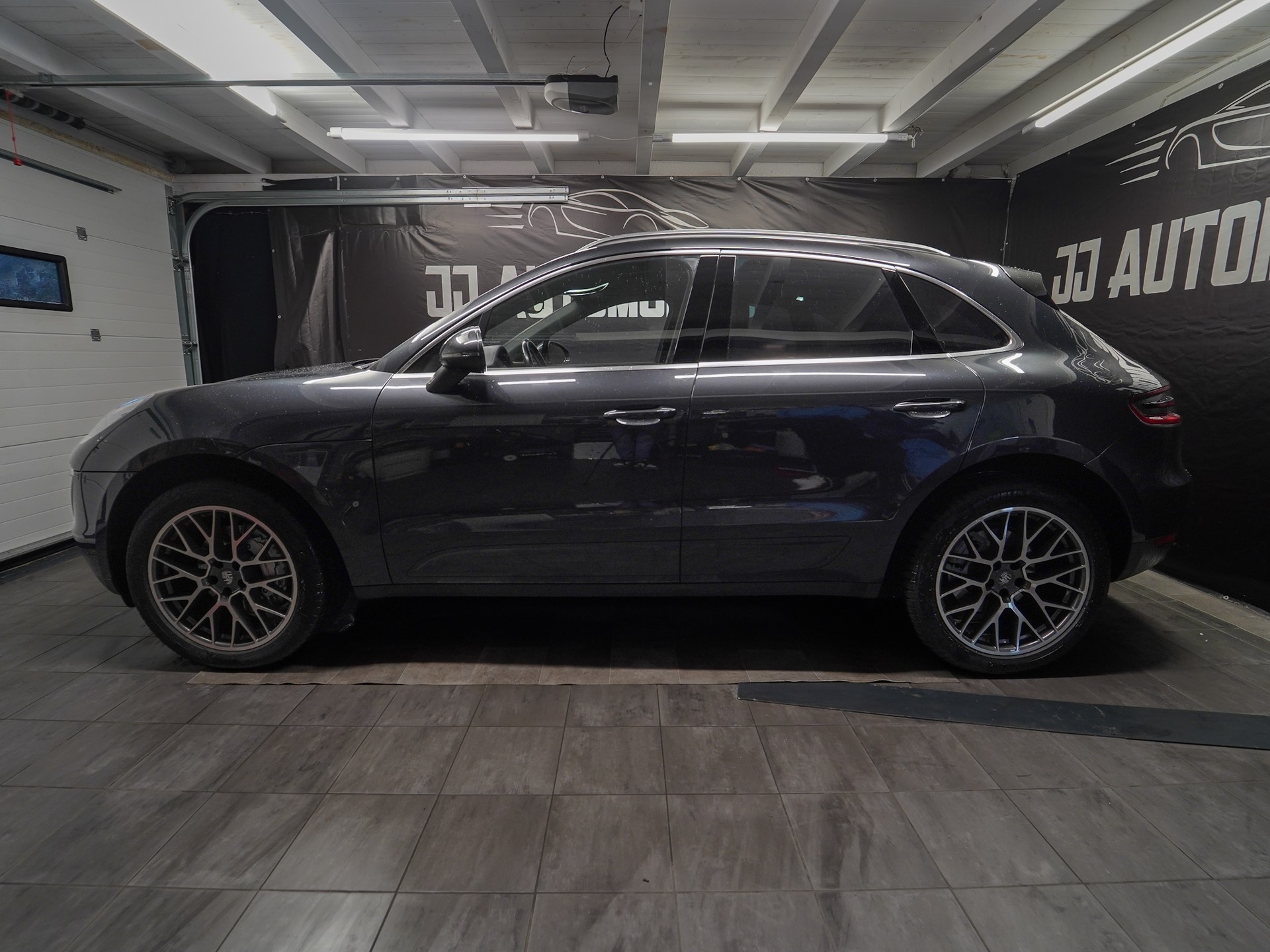 PORSCHE Macan S PDK-image-9