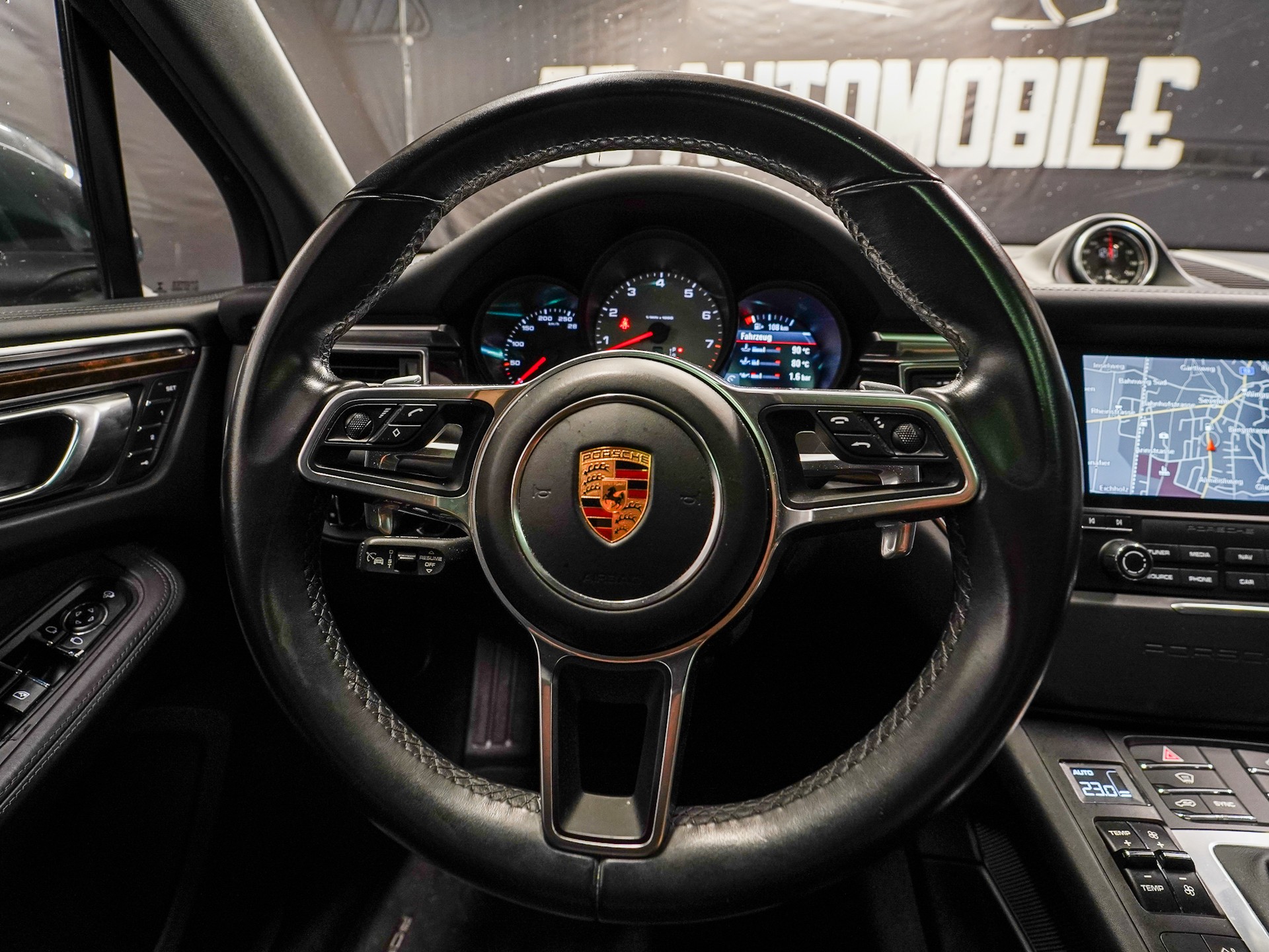 PORSCHE Macan S PDK-image-18