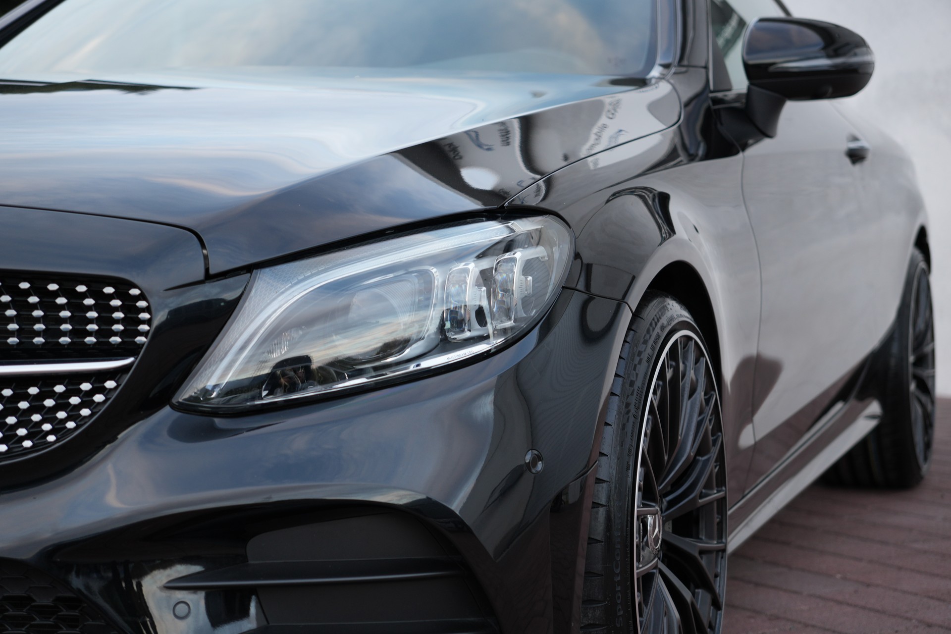MERCEDES-BENZ C 300 Coupé AMG Line 9G-tronic (CH)-image-5