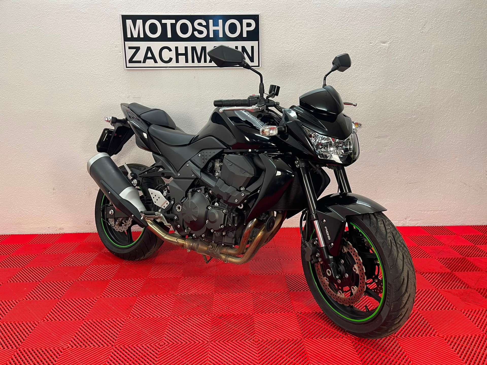 KAWASAKI Z 750 ABS-showroom-element-1