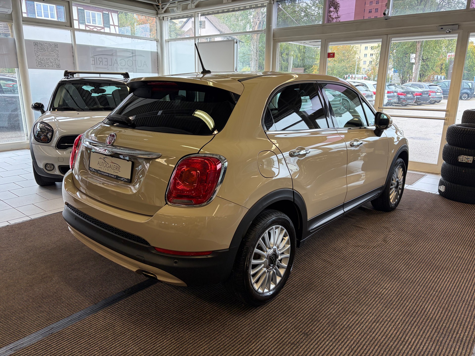FIAT 500X 1.4T Lounge DCT | CH Fahrzeug | Pastell | Navigation | Lounge Pack | DAB+ | Winter Paket |-image-27