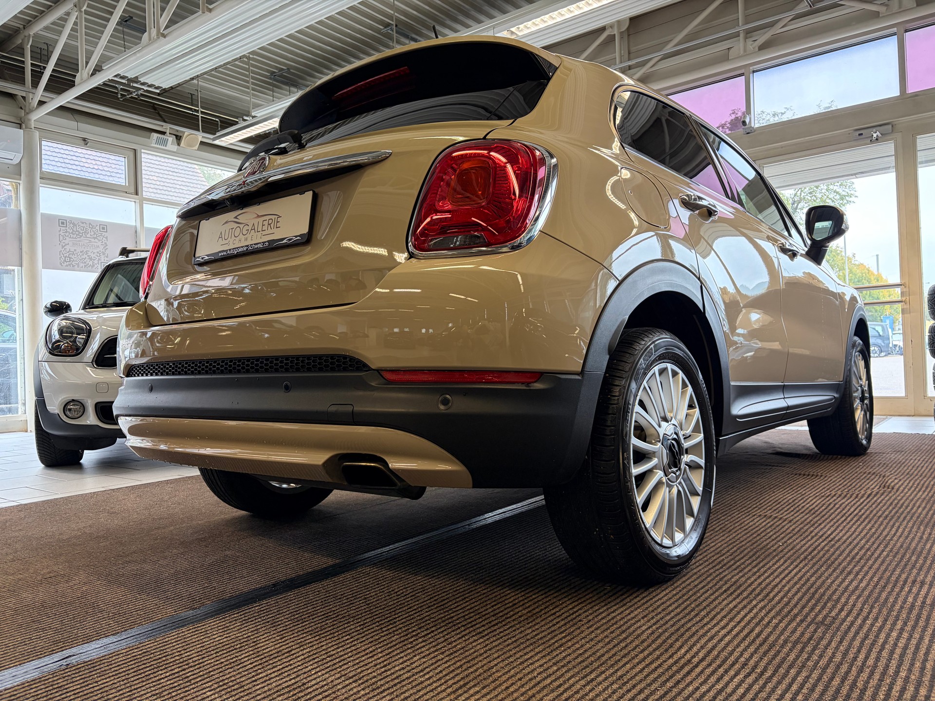 FIAT 500X 1.4T Lounge DCT | CH Fahrzeug | Pastell | Navigation | Lounge Pack | DAB+ | Winter Paket |-image-26