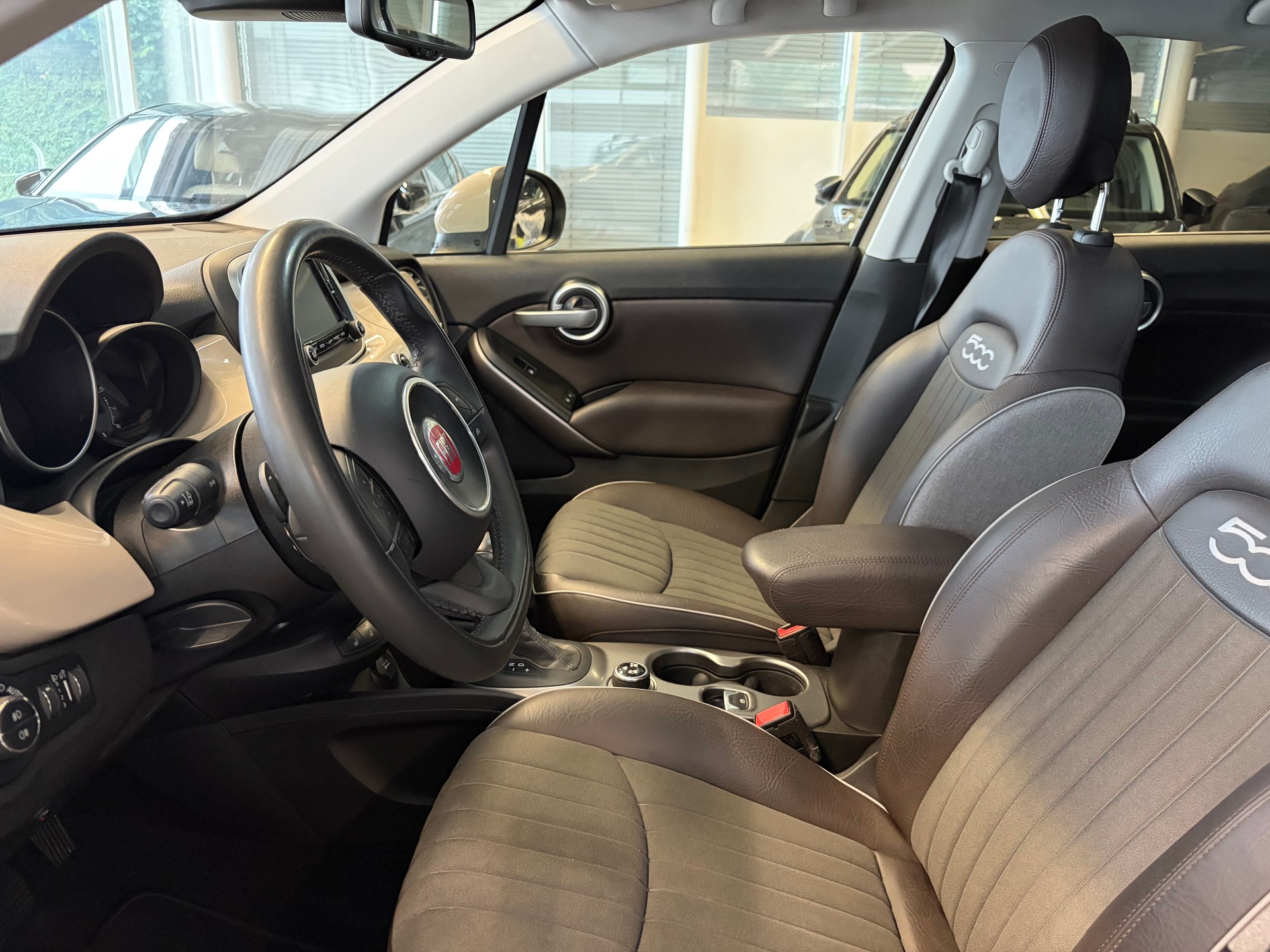 FIAT 500X 1.4T Lounge DCT | CH Fahrzeug | Pastell | Navigation | Lounge Pack | DAB+ | Winter Paket |-image-11