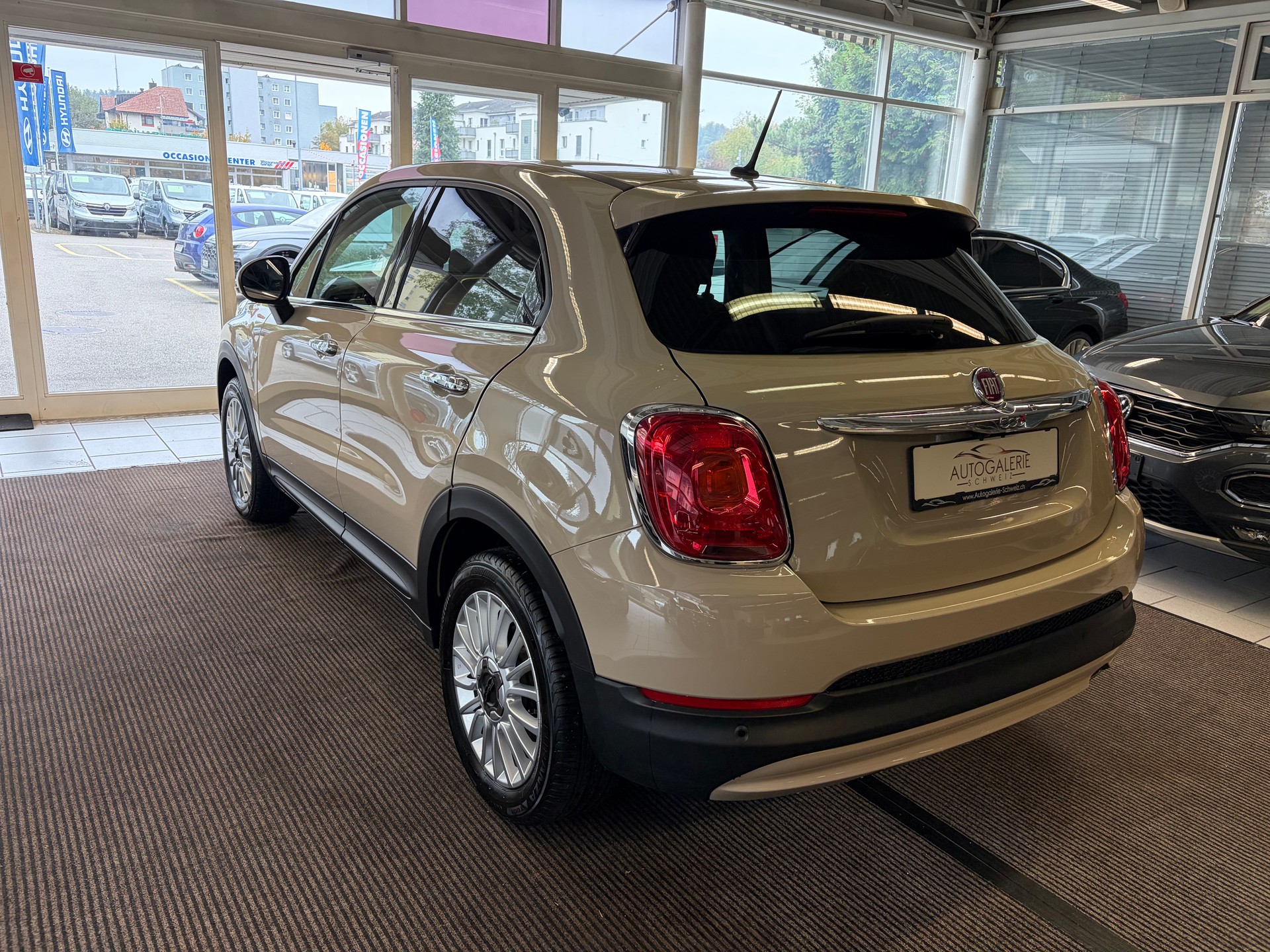 FIAT 500X 1.4T Lounge DCT | CH Fahrzeug | Pastell | Navigation | Lounge Pack | DAB+ | Winter Paket |-image-10