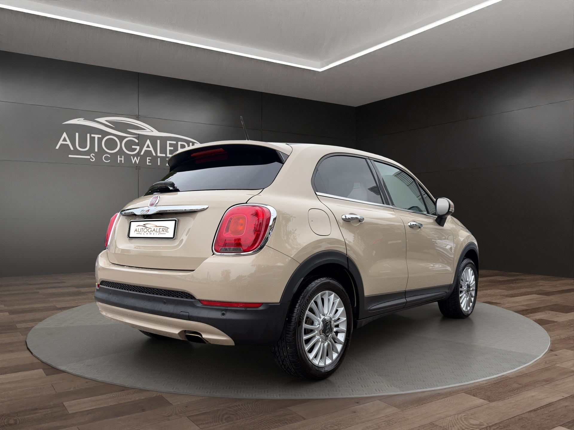 FIAT 500X 1.4T Lounge DCT | CH Fahrzeug | Pastell | Navigation | Lounge Pack | DAB+ | Winter Paket |-image-4