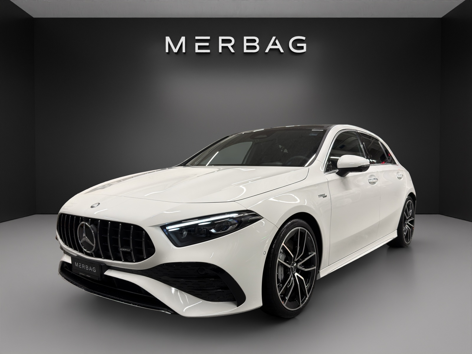 MERCEDES-BENZ A AMG 35 4Matic 8G-DCT-image-6