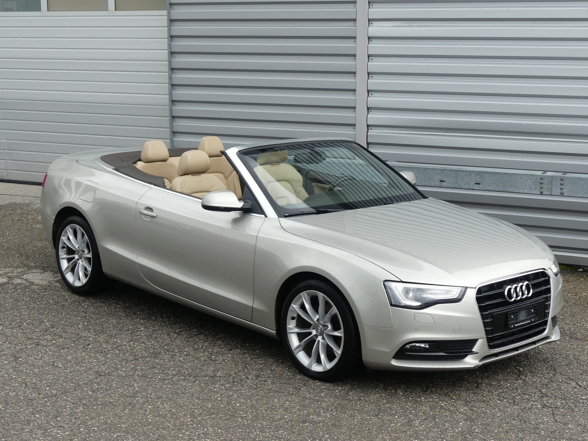AUDI A5 Cabrio 1.8 TFSI-image-1