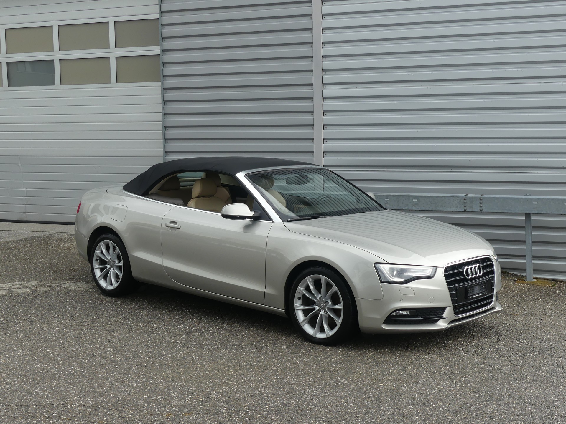 AUDI A5 Cabrio 1.8 TFSI-image-6