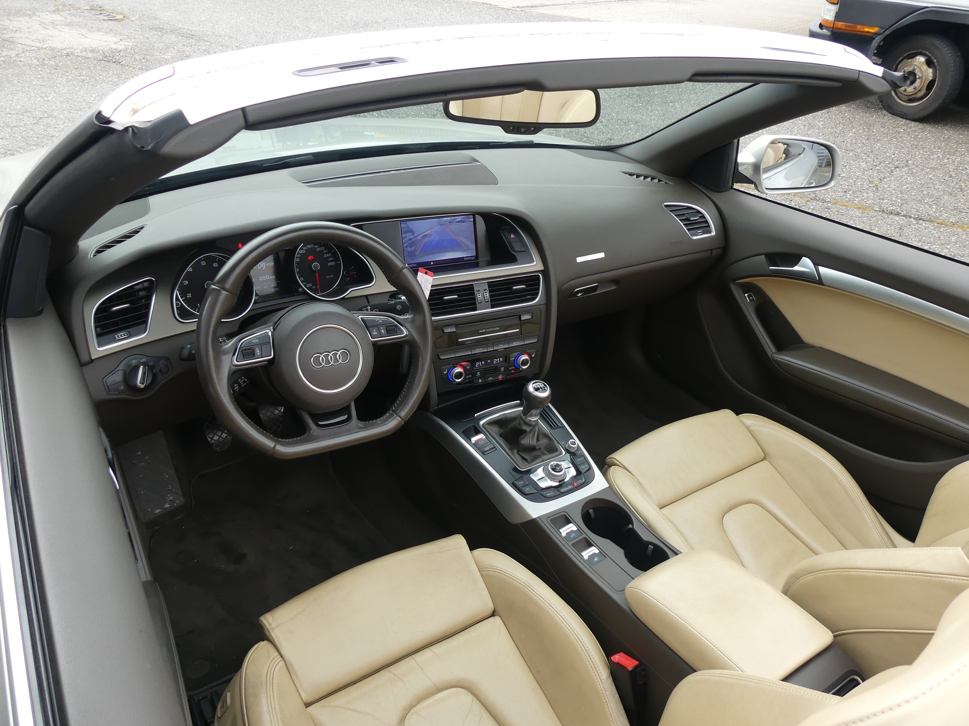 AUDI A5 Cabrio 1.8 TFSI-image-11