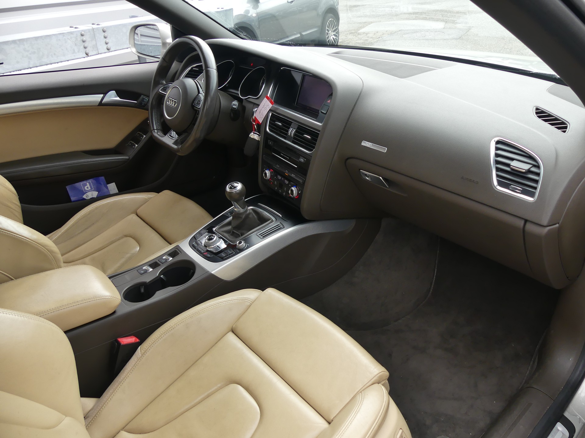 AUDI A5 Cabrio 1.8 TFSI-image-9