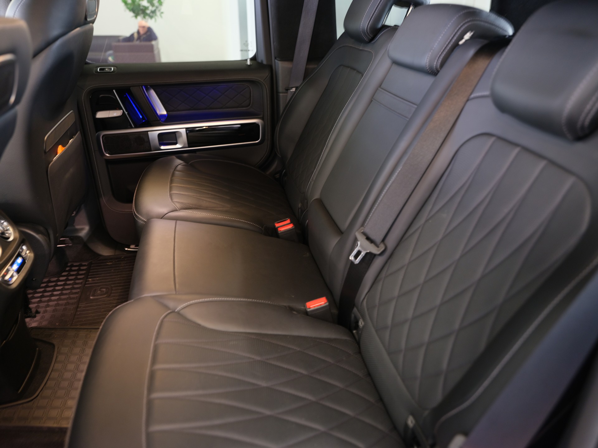 MERCEDES-BENZ G 500 AMG Line 9G-Tronic-image-26