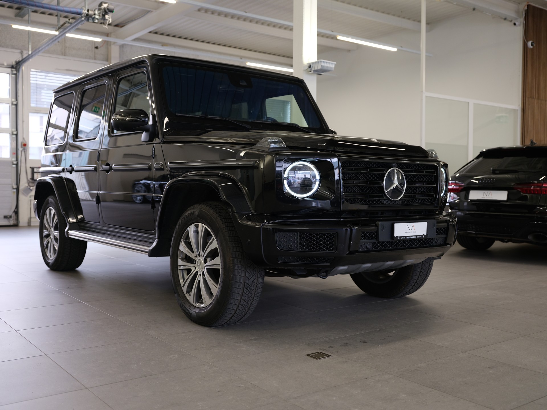 MERCEDES-BENZ G 500 AMG Line 9G-Tronic-showroom-element-1