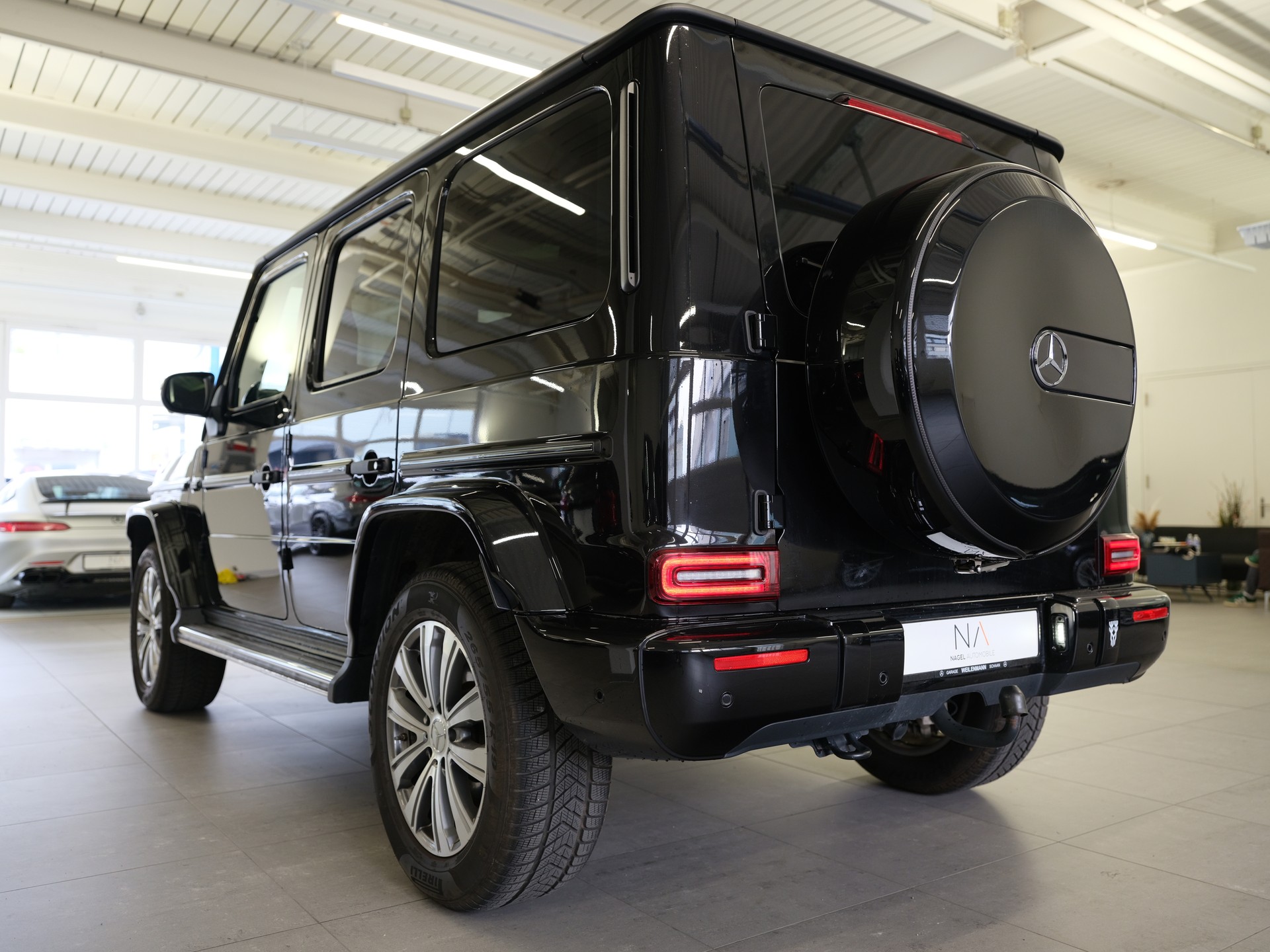 MERCEDES-BENZ G 500 AMG Line 9G-Tronic-image-4
