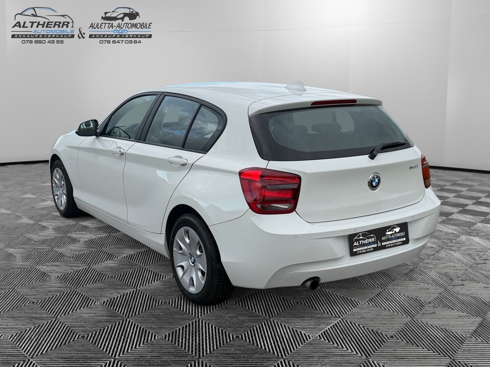 BMW 114i Business-showroom-element-3