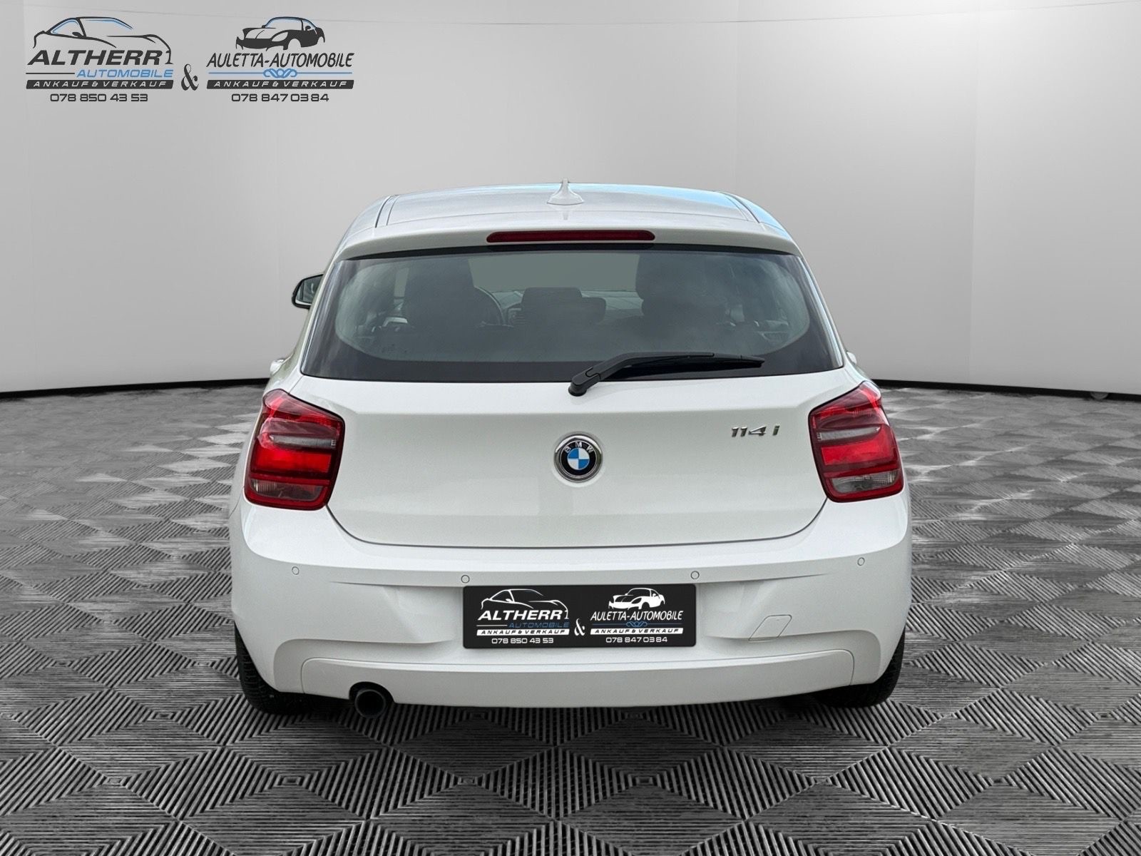 BMW 114i Business-image-6