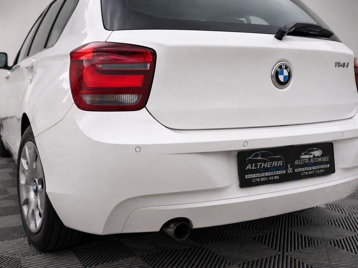 BMW 114i Business-image-9