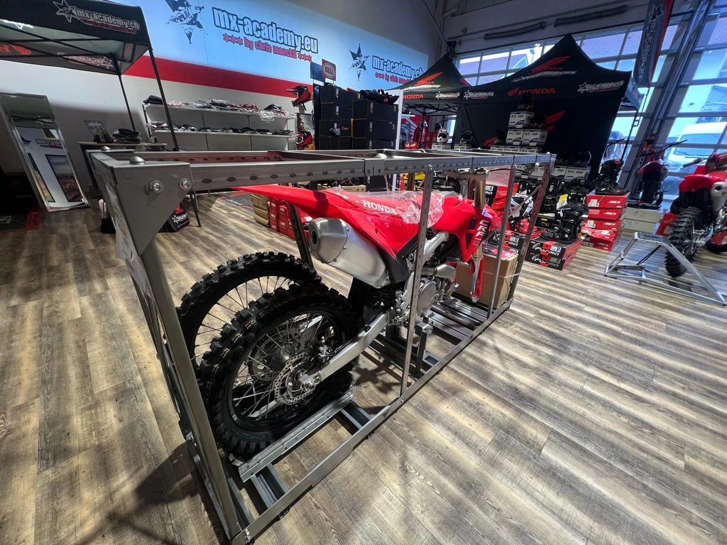 HONDA ** CRF450R ** Neufahrzeug in Kiste-image-6