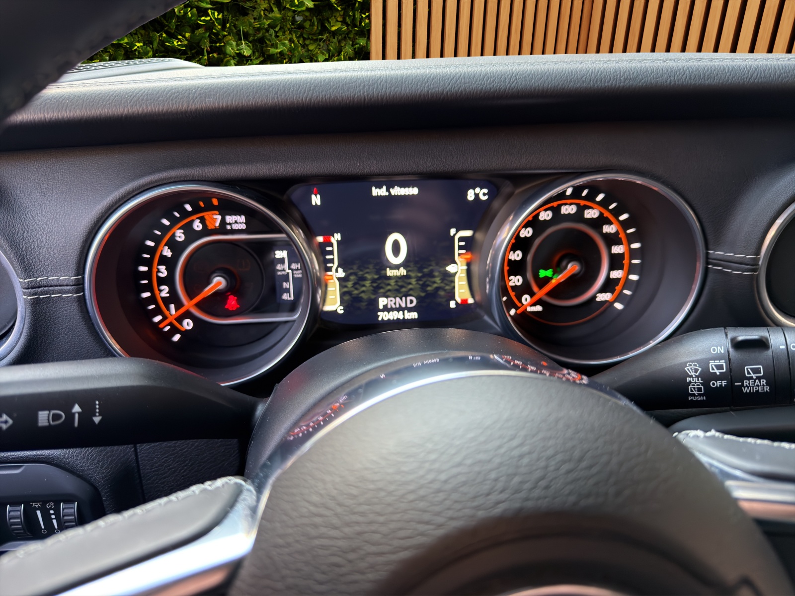 JEEP SAHARA-image-10