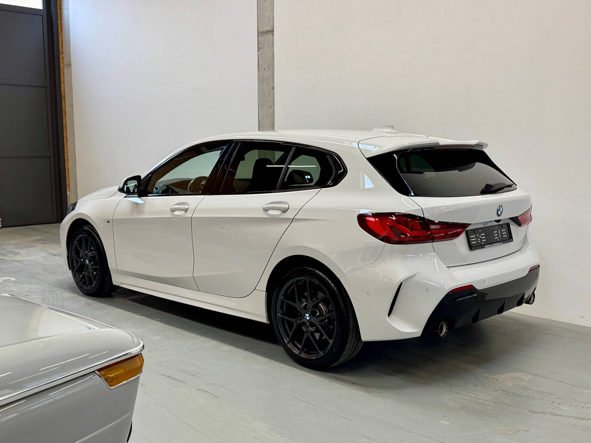 BMW 120d xDrive SAG-image-1